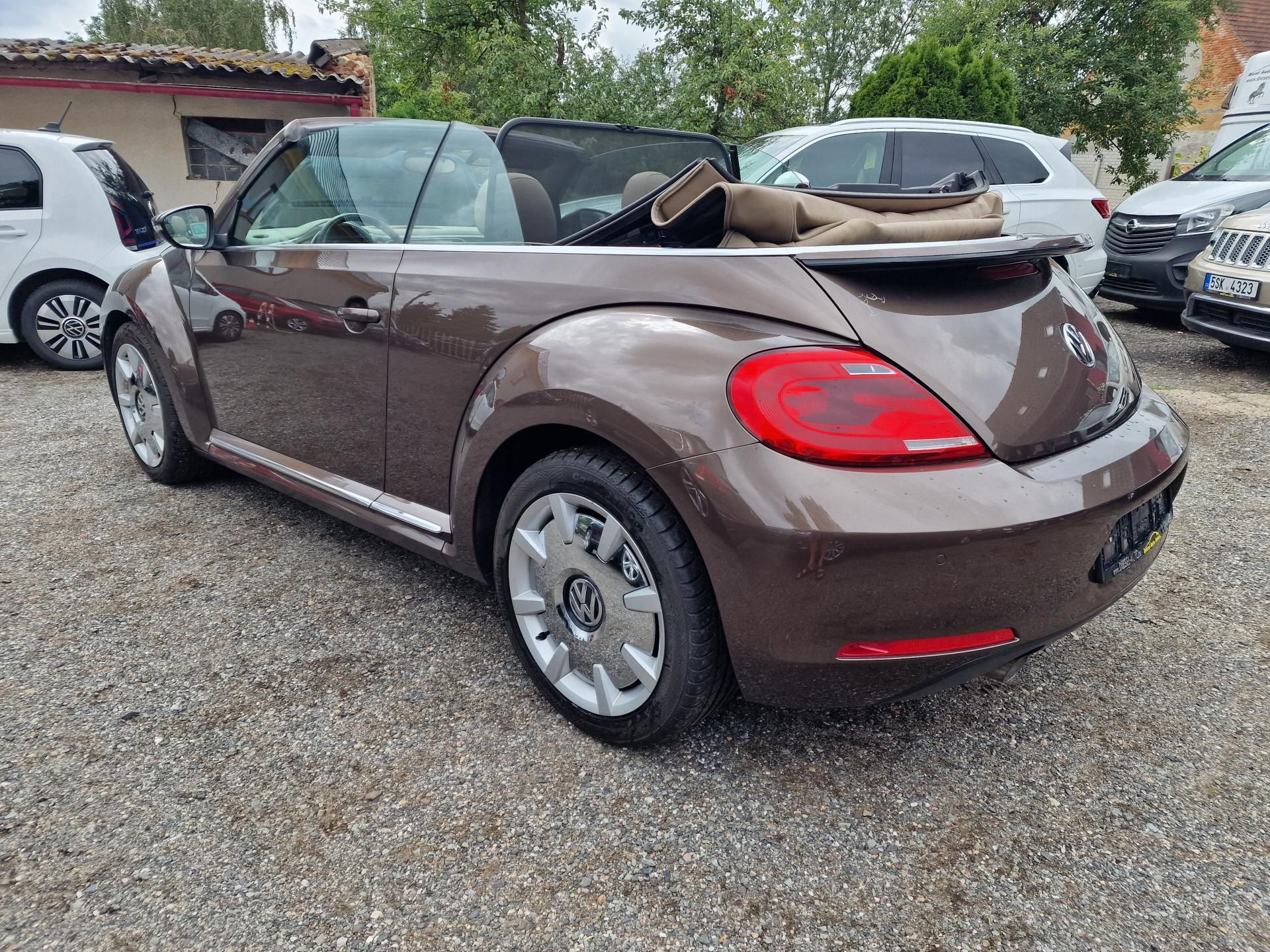 Volkswagen Beetle, CABRIO 2,0TDI DESIGN - fotka 6