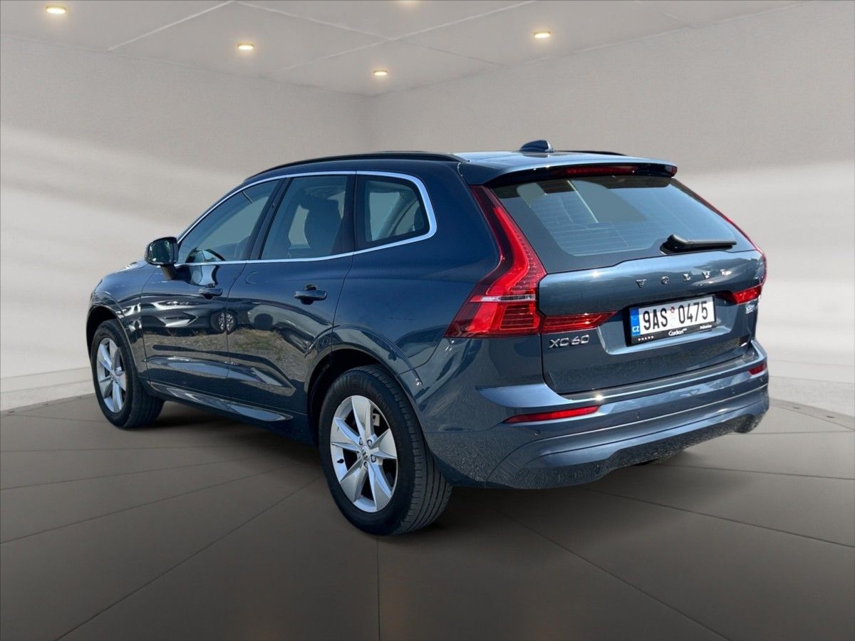 Volvo XC60, 2,0 B5 ben.Core AWD AT - fotka 4