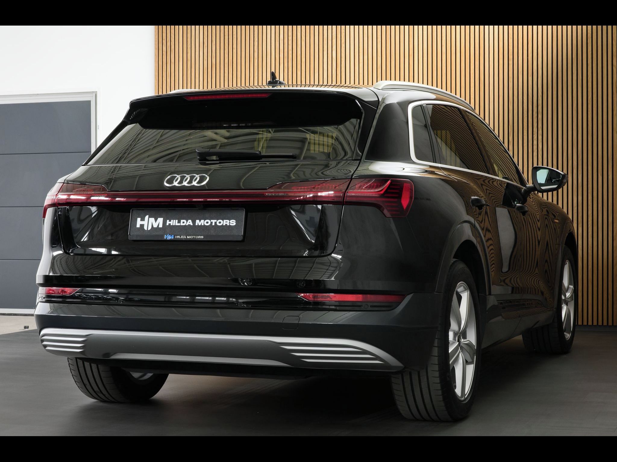 Audi e-tron, 55 300kW Matrix NightV ZÁRUKA - fotka 5