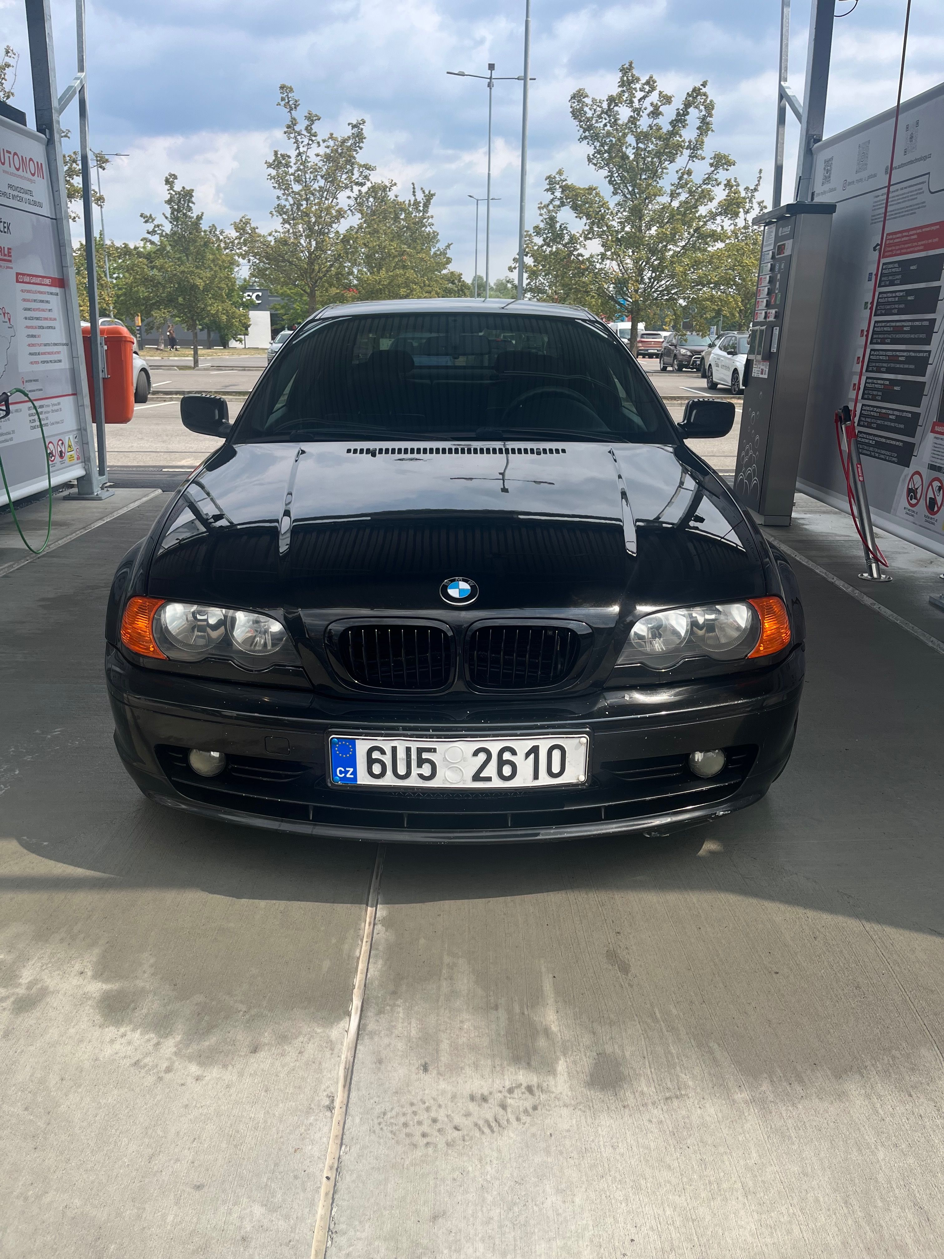 BMW Řada 3, BMW E46 323Ci coupe