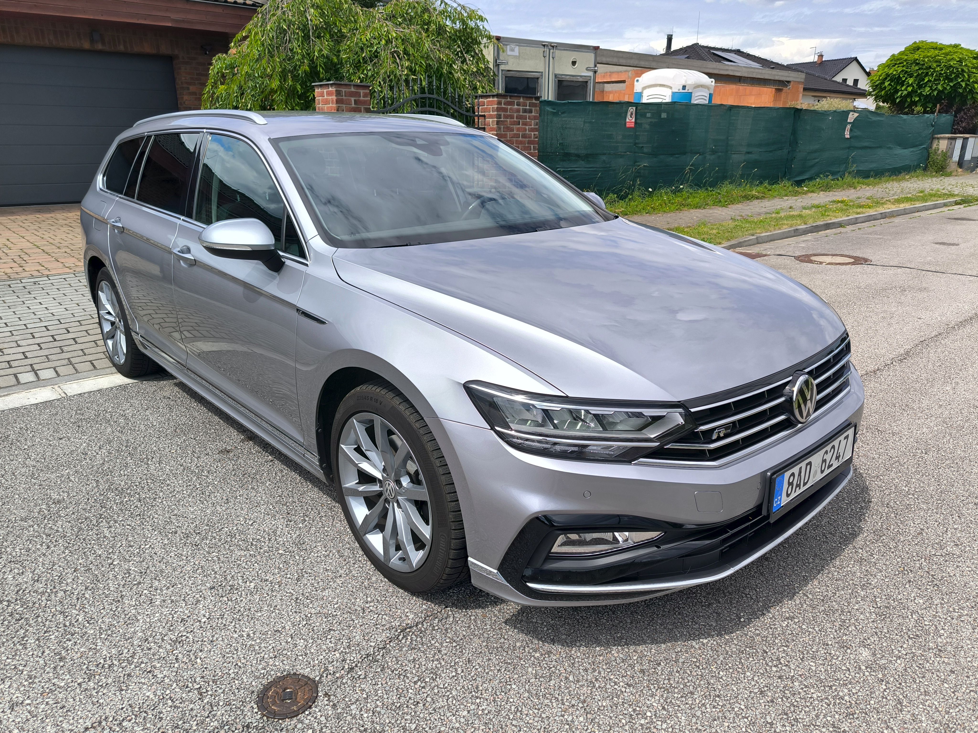 Volkswagen Passat, 2.0TDI 140kW 4MOTION R-line ČR