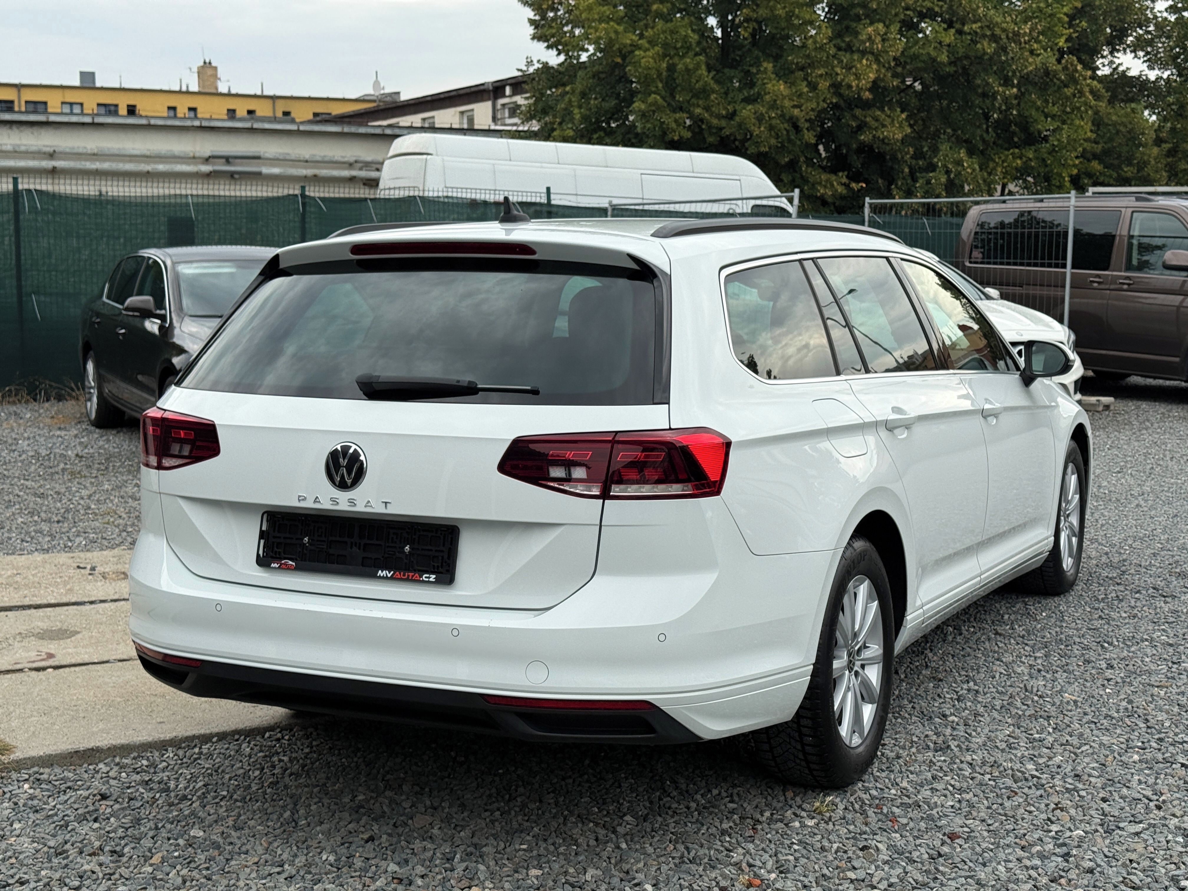 Volkswagen Passat, 2.0 Tdi DSG Odpočet DPH - fotka 5
