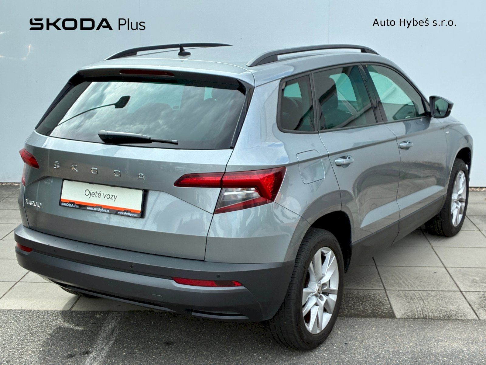 Škoda Karoq, 1,5 TSI / 110 kW Drive 125 Let - fotka 2