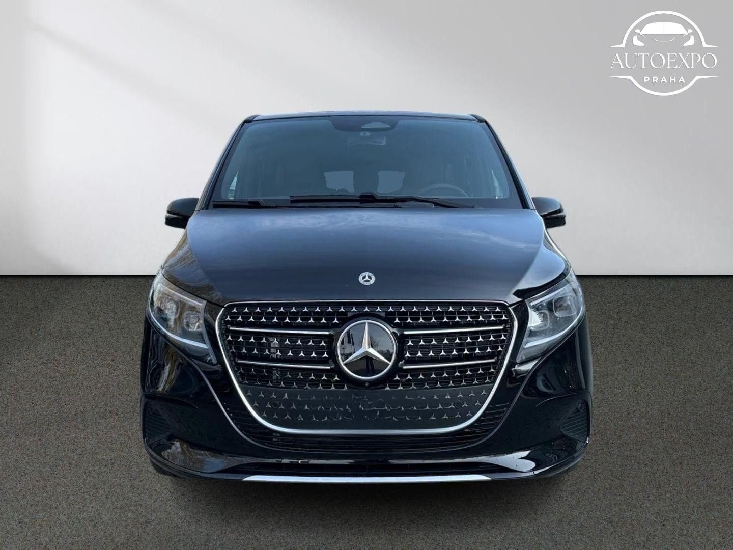 Mercedes-Benz Třídy V, 300d Avantgarde 4x4 extralong - fotka 4