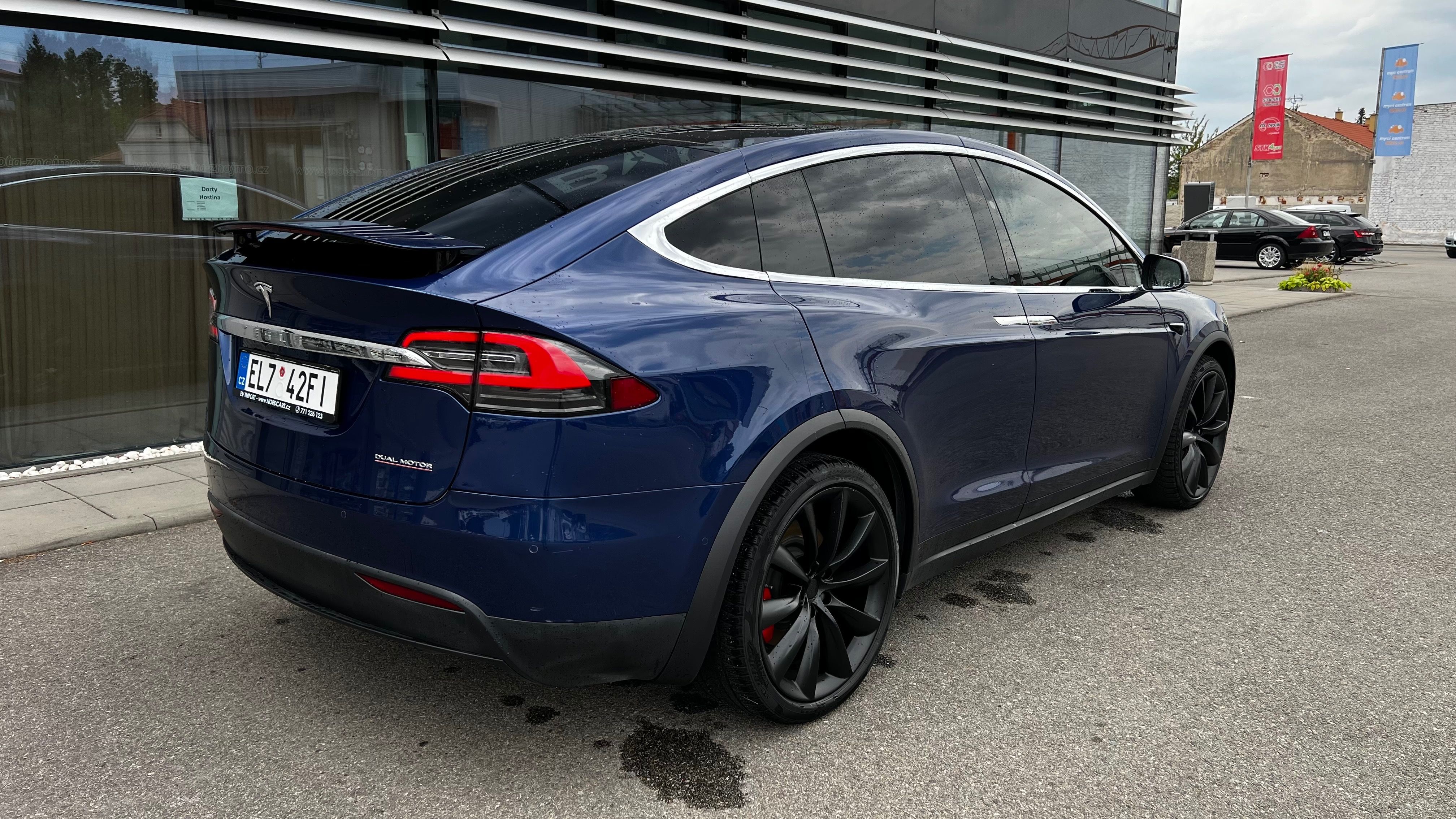 Tesla Model X, Performance Ludicrous + RAVEN - fotka 3