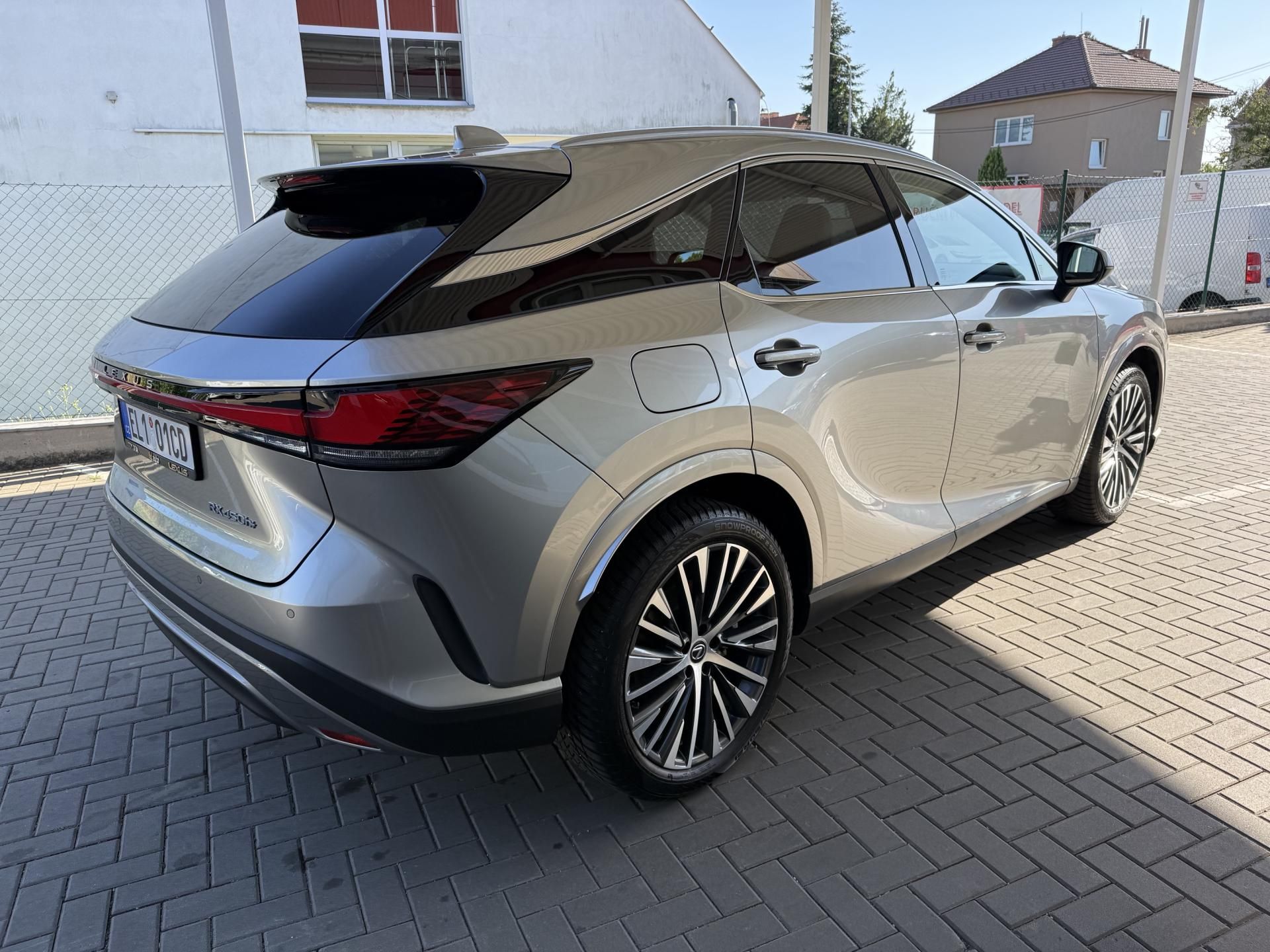 Lexus RX 450h+, Executive Plus - fotka 4