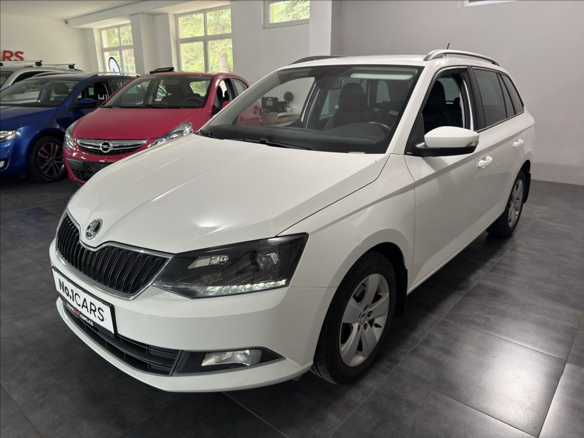 Škoda Fabia, 1,2   TSI SPORT VÝHŘEV SEDADEL - fotka 3
