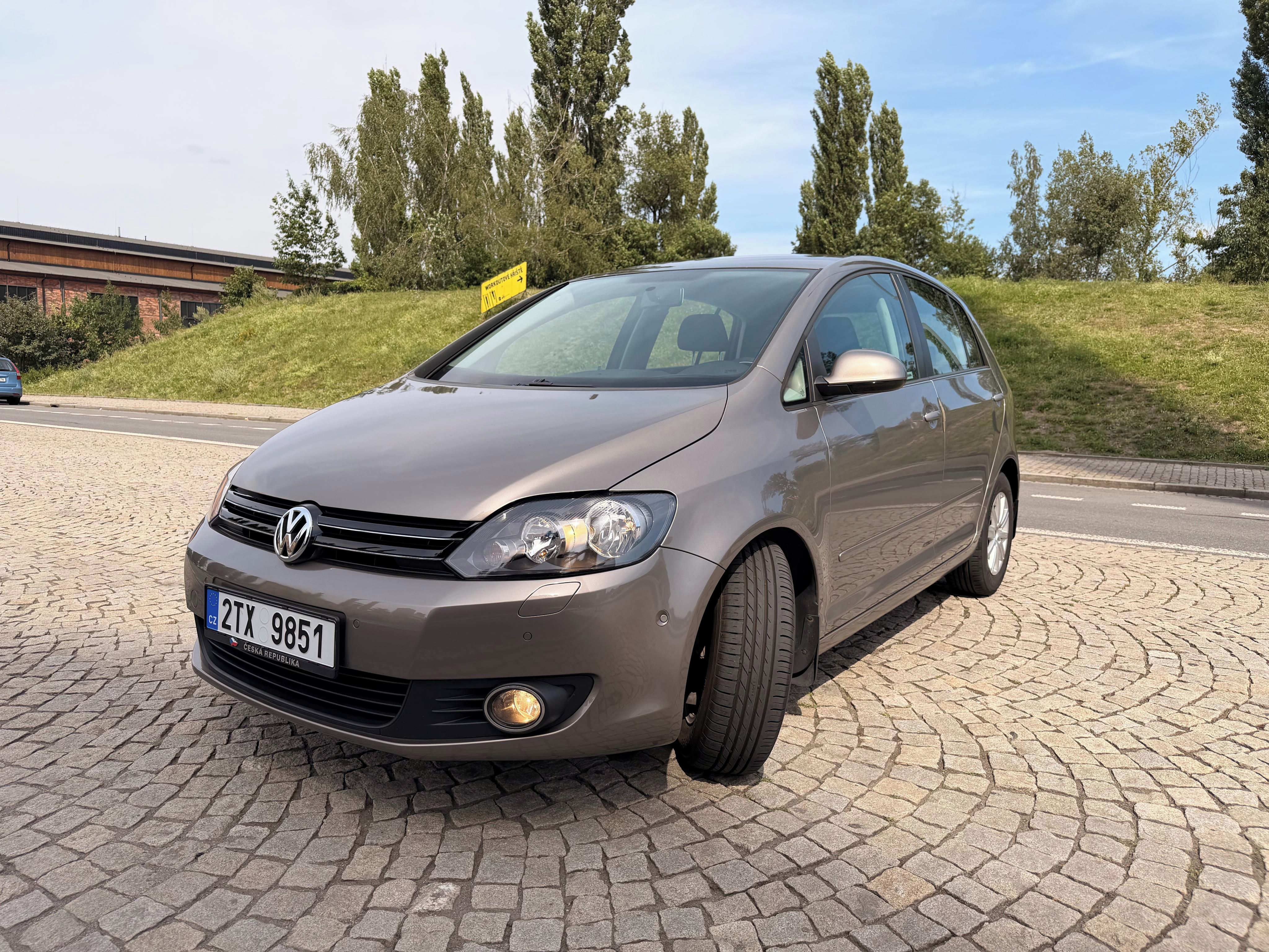 Volkswagen Golf Plus, 1.6 TDI DSG Top Servis|CarPlay