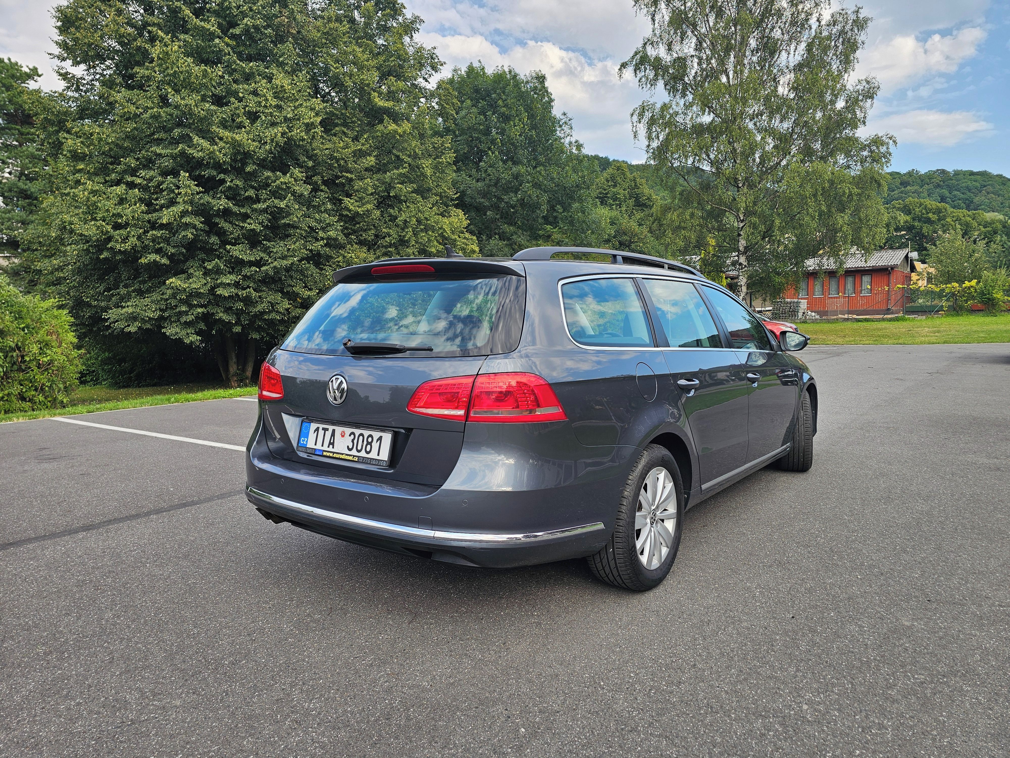 Volkswagen Passat, 2.0 TDI 103 kW DSG - fotka 4