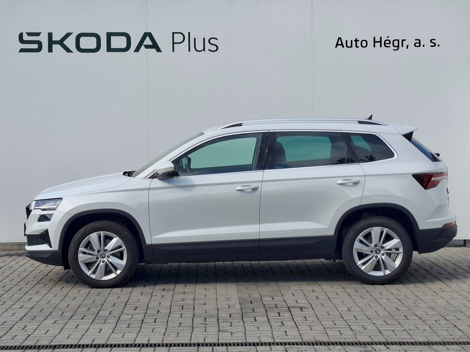Škoda Karoq, 1.5 TSI 110kW Top Selection DS - fotka 3