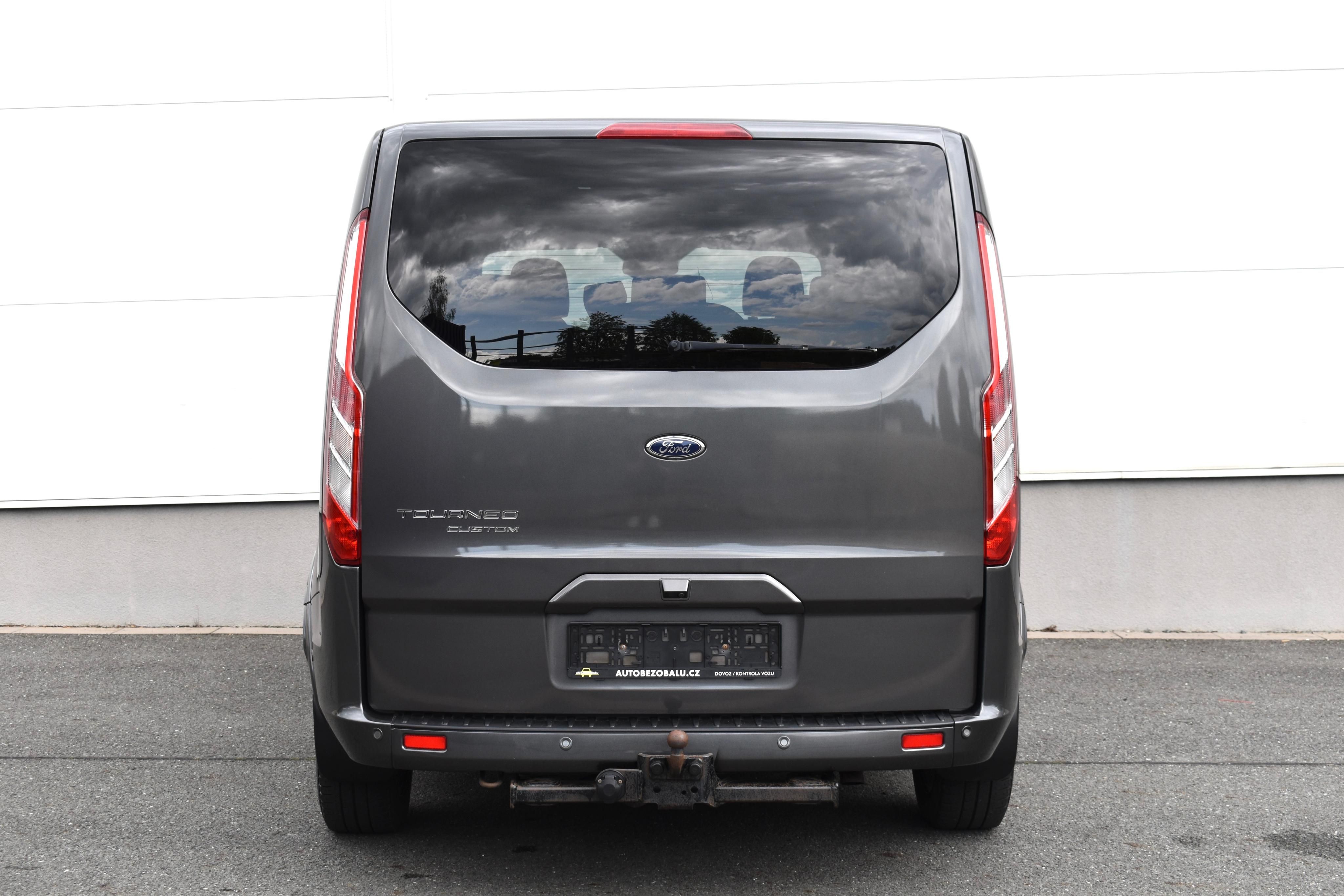 Ford Tourneo Custom, 136KW/TAŽNÉ/AUTOMAT/8MIST - fotka 6