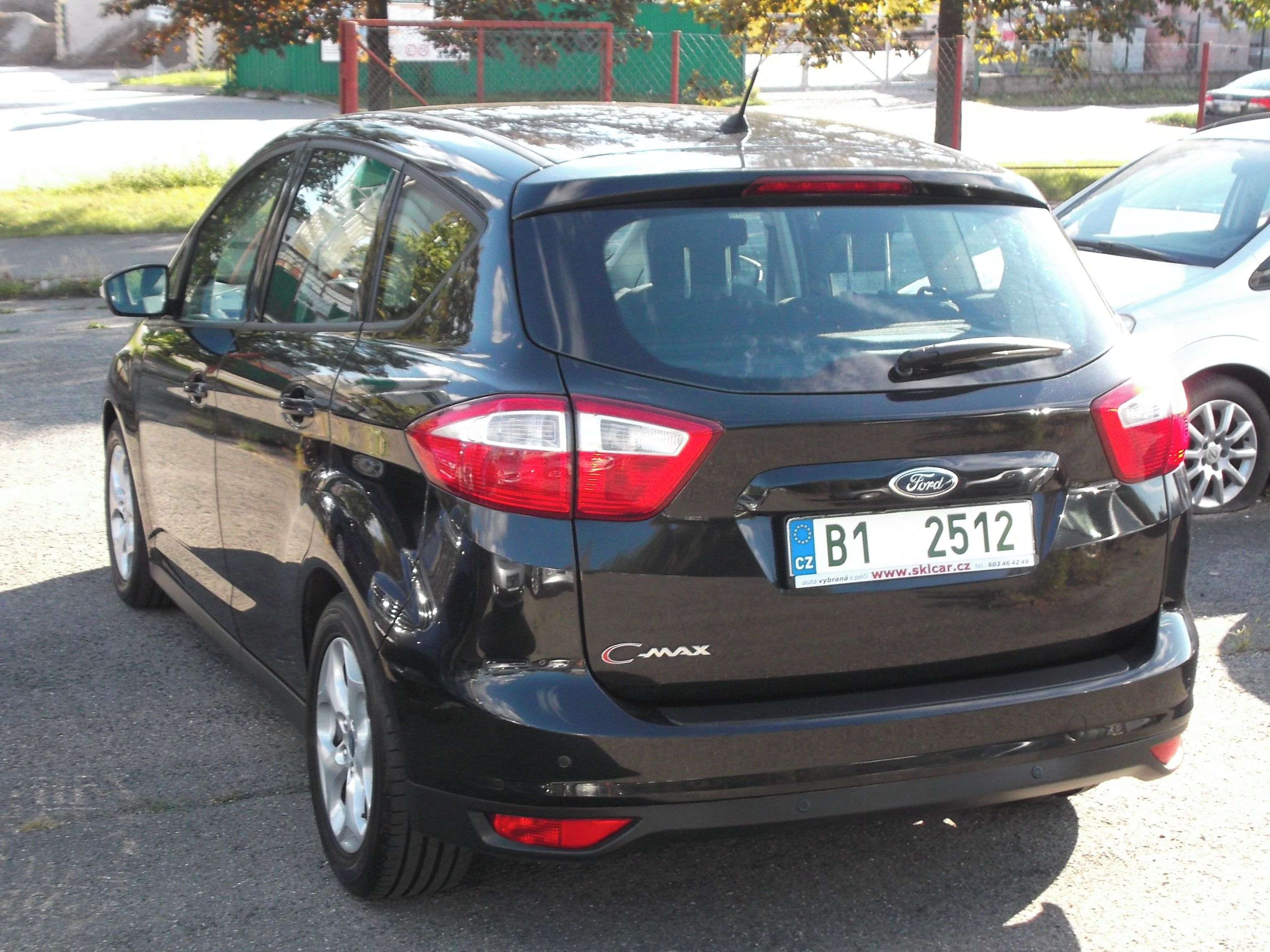 Ford C-MAX, 1,6 16V PDC,temp,autklima,92kW - fotka 6