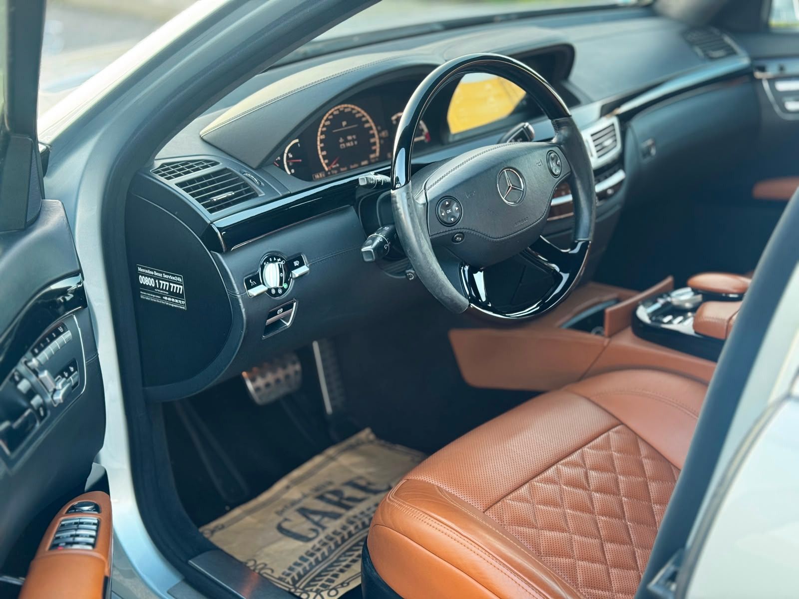 Mercedes-Benz Třídy S, S65 AMG 450kw - fotka 4