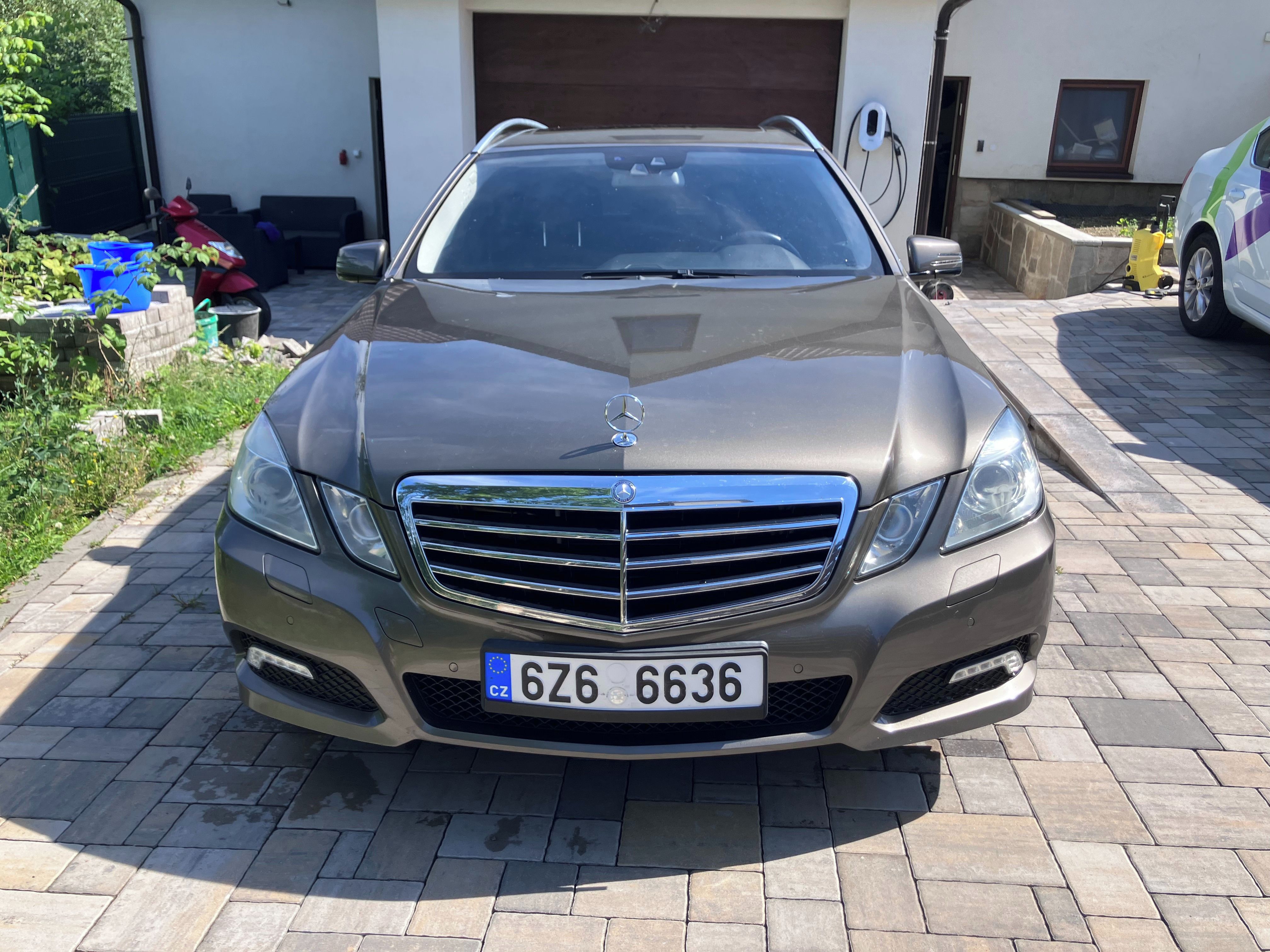 Mercedes-Benz Třídy E, 350 CDI 4MATIC, Avantgarde - fotka 3