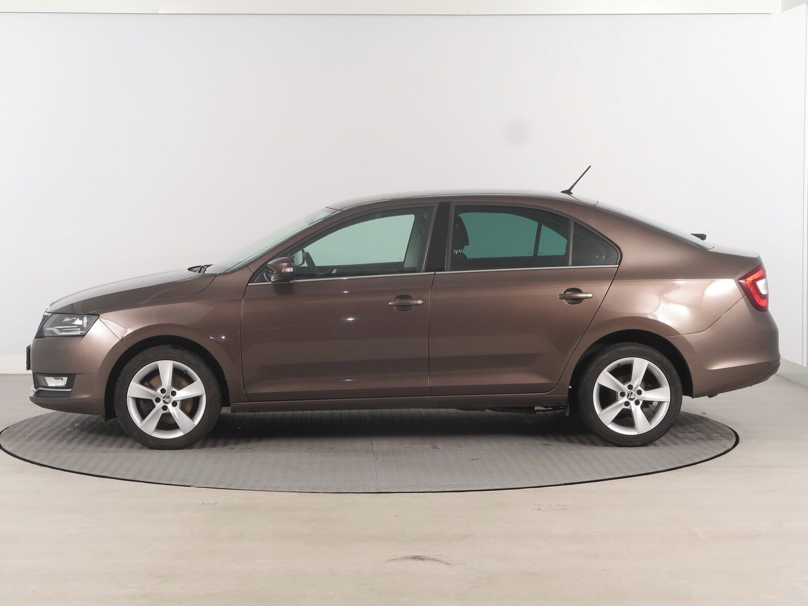 Škoda Rapid, 1.0 TSI, Style - fotka 3