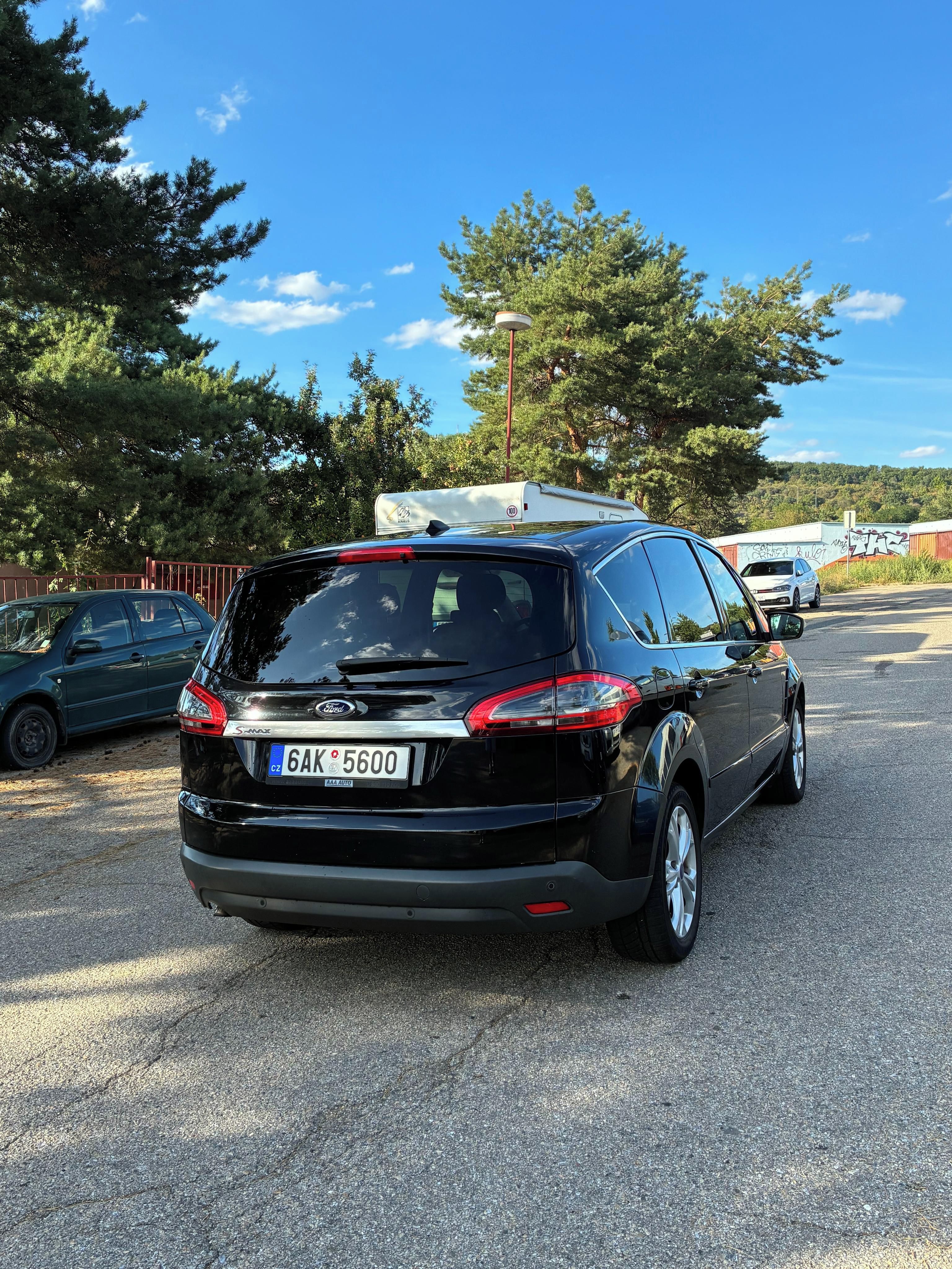 Ford S-MAX, Ford S-MAX 2.0 TDCI 120kw - fotka 6