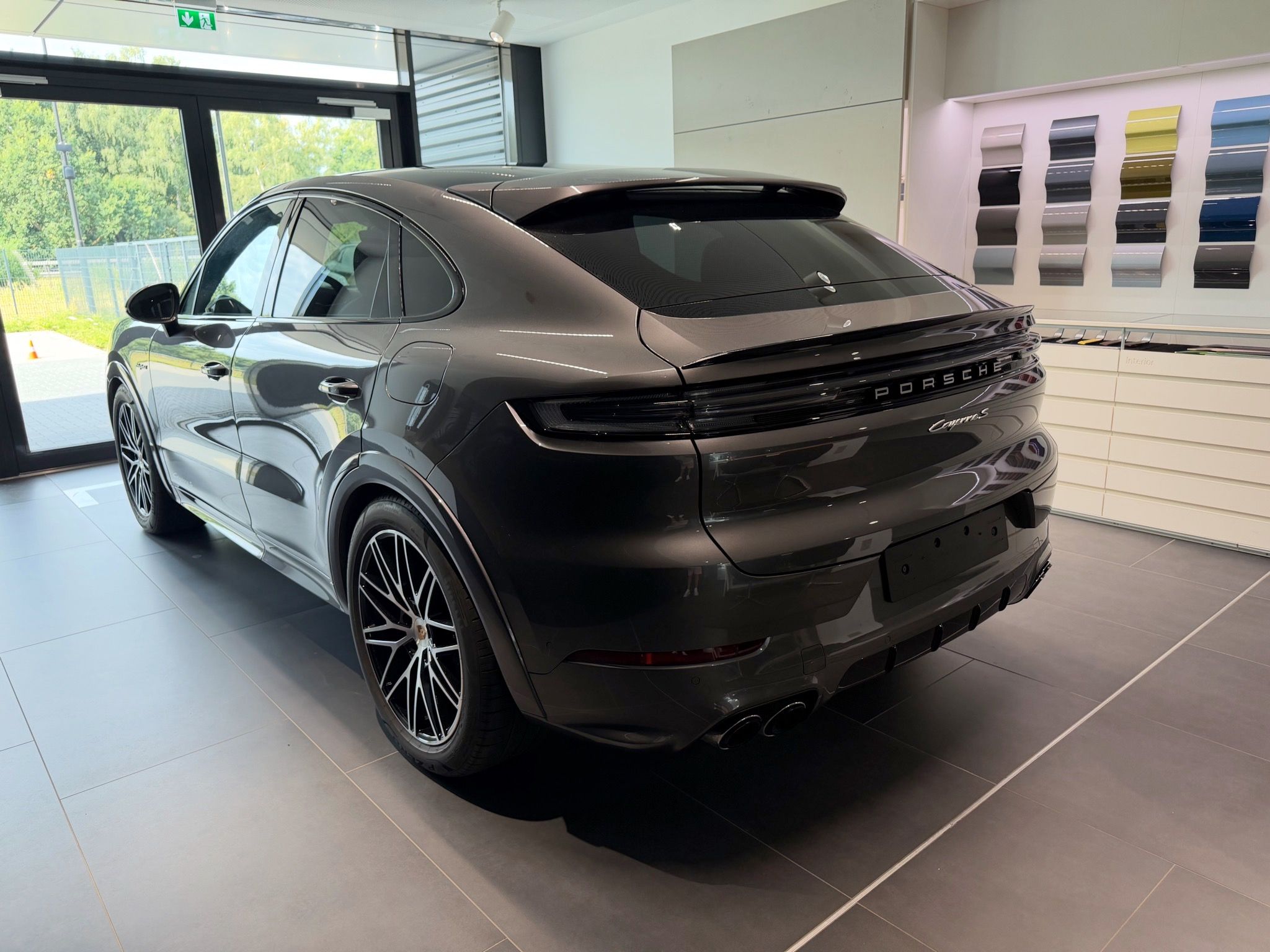 Porsche Cayenne, S E-Hybrid Coupé 519PS DPH - fotka 2