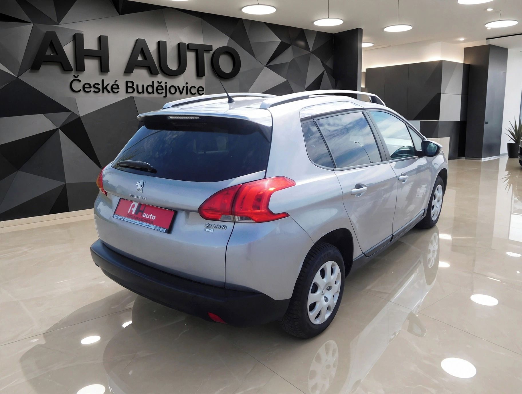 Peugeot 2008, Allure 1.6 HDi 68 kW, Klima - fotka 4