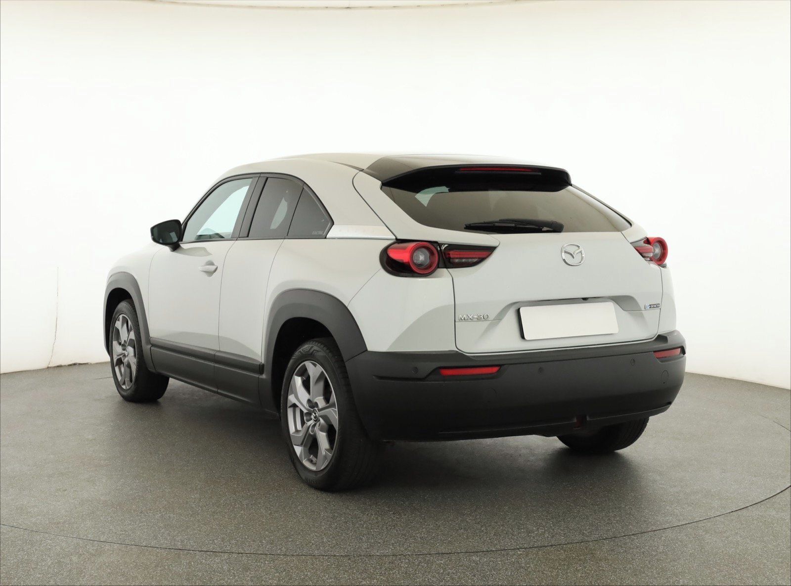Mazda MX-30, e-Skyactiv, SoH 95%, Kai - fotka 4