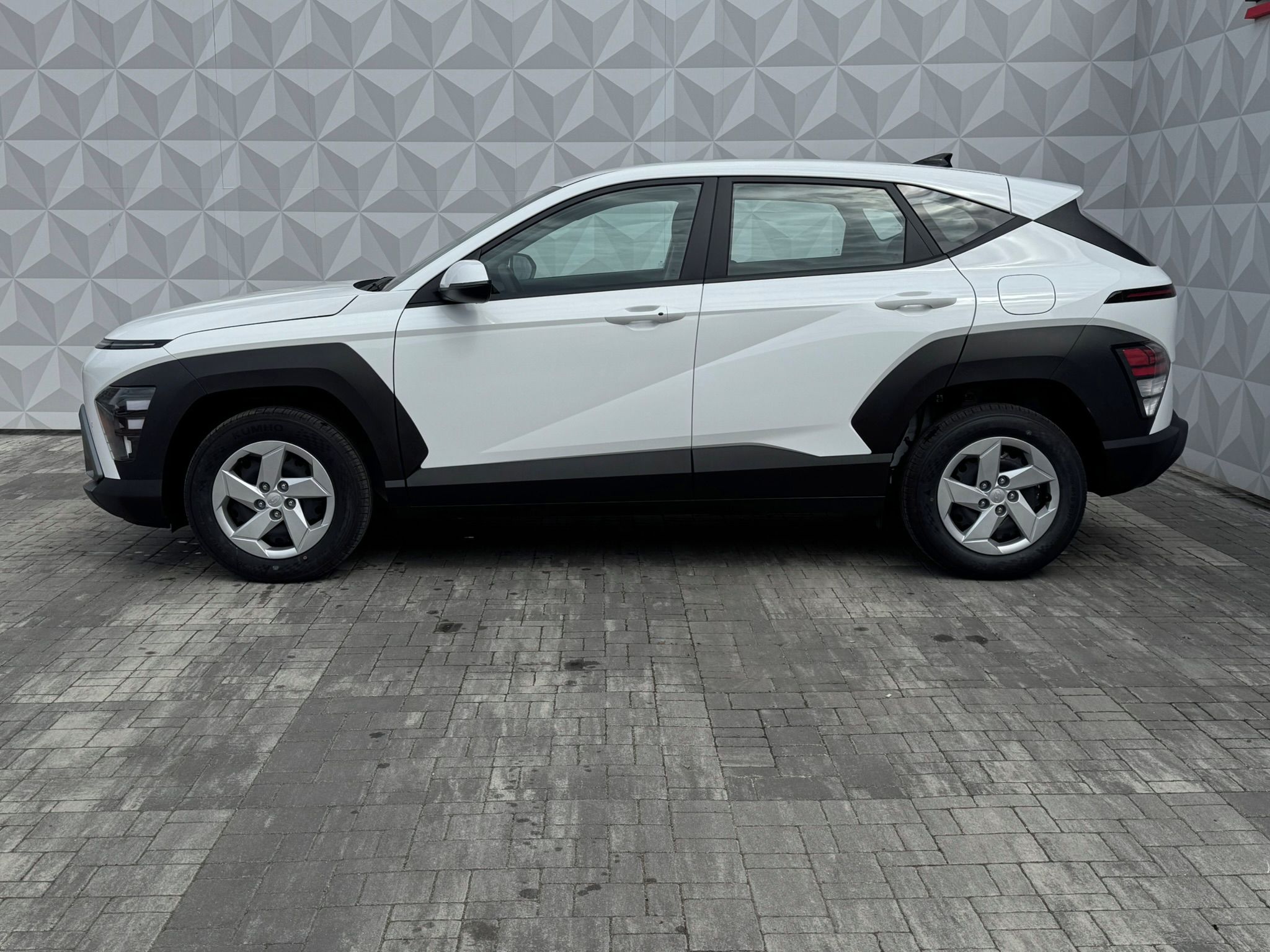 Hyundai Kona, 1.0 T-GDi COMFORT CLUB - fotka 3