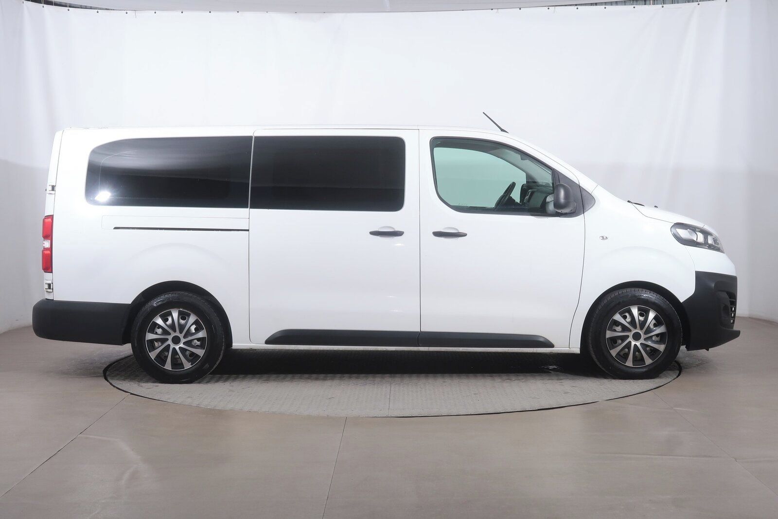 Opel Vivaro, 2.0 CDTI, Bus, 9Míst, ČR - fotka 6