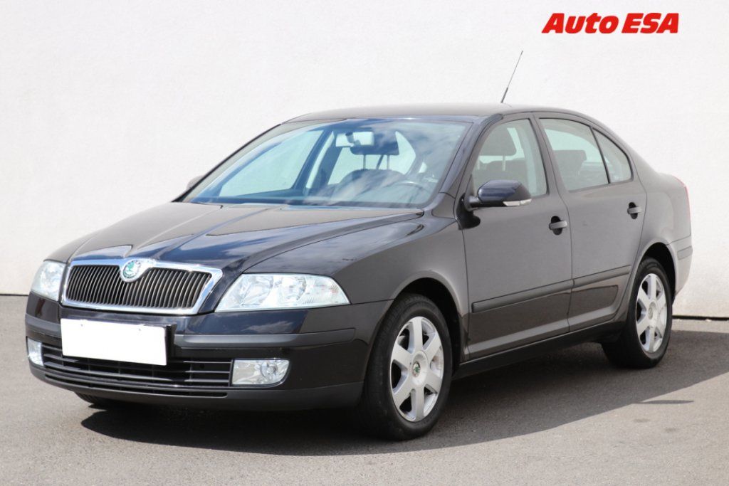 Škoda Octavia, 1.6 MPi - fotka 3