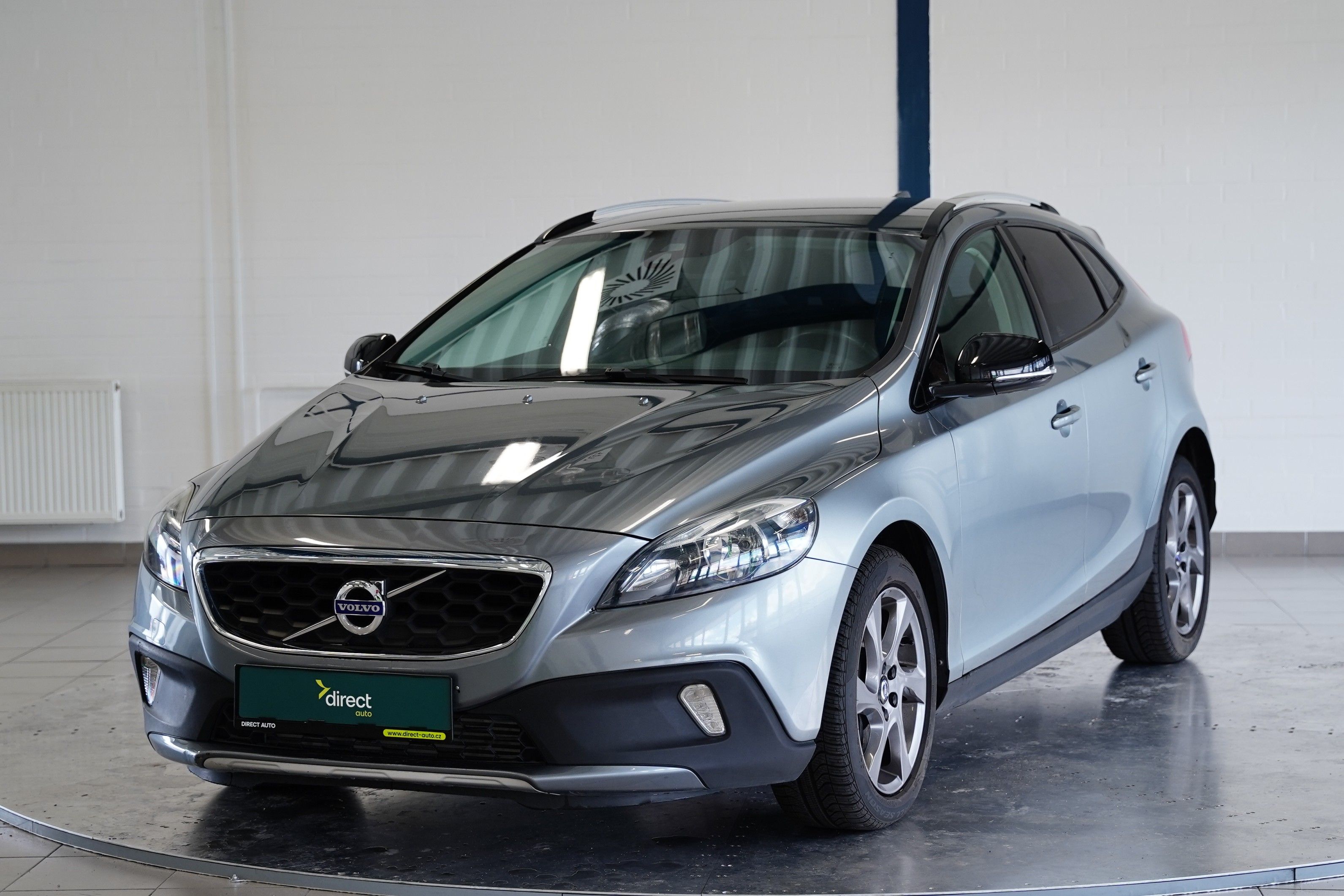 Volvo V40, 2.0 D4 140 kW Summum
