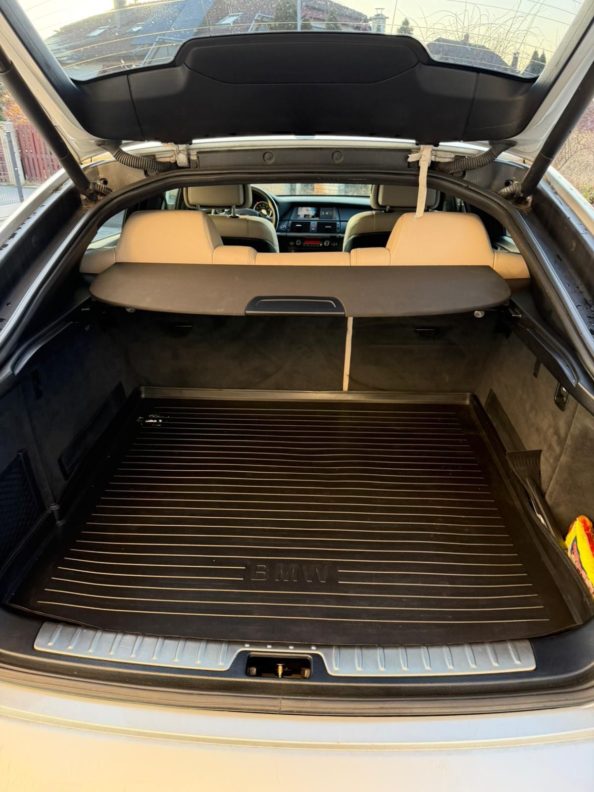 BMW X6 - fotka 6