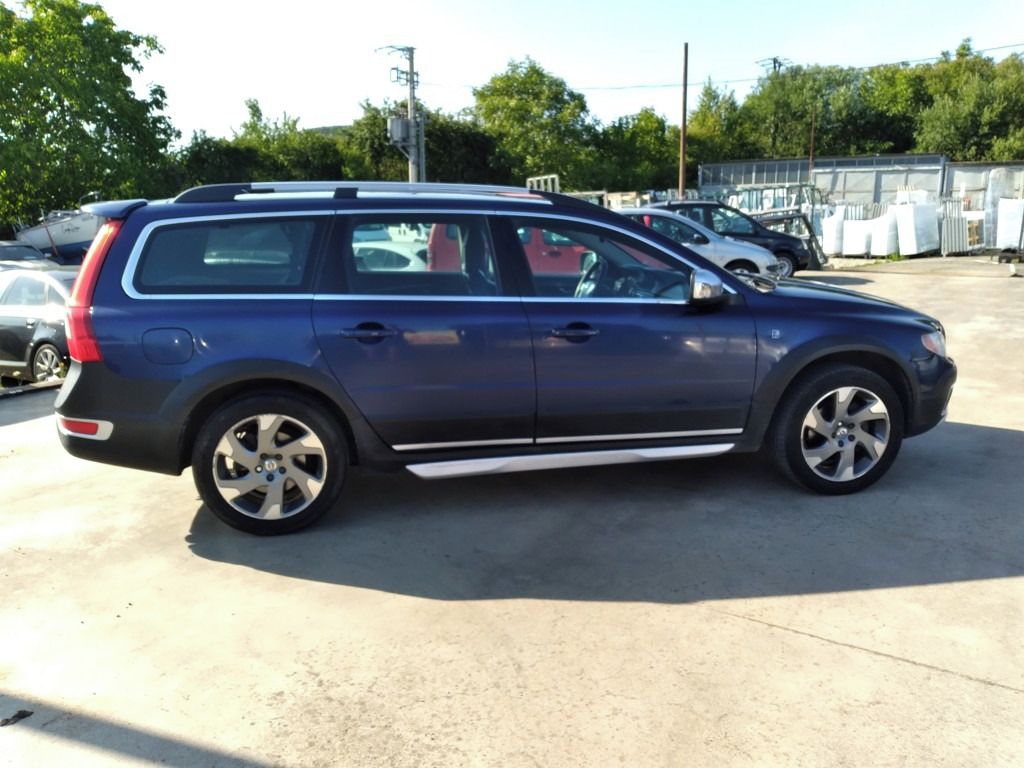 Volvo XC70, D3 AWD CROSS COUNTRY OCEAN RAC - fotka 4