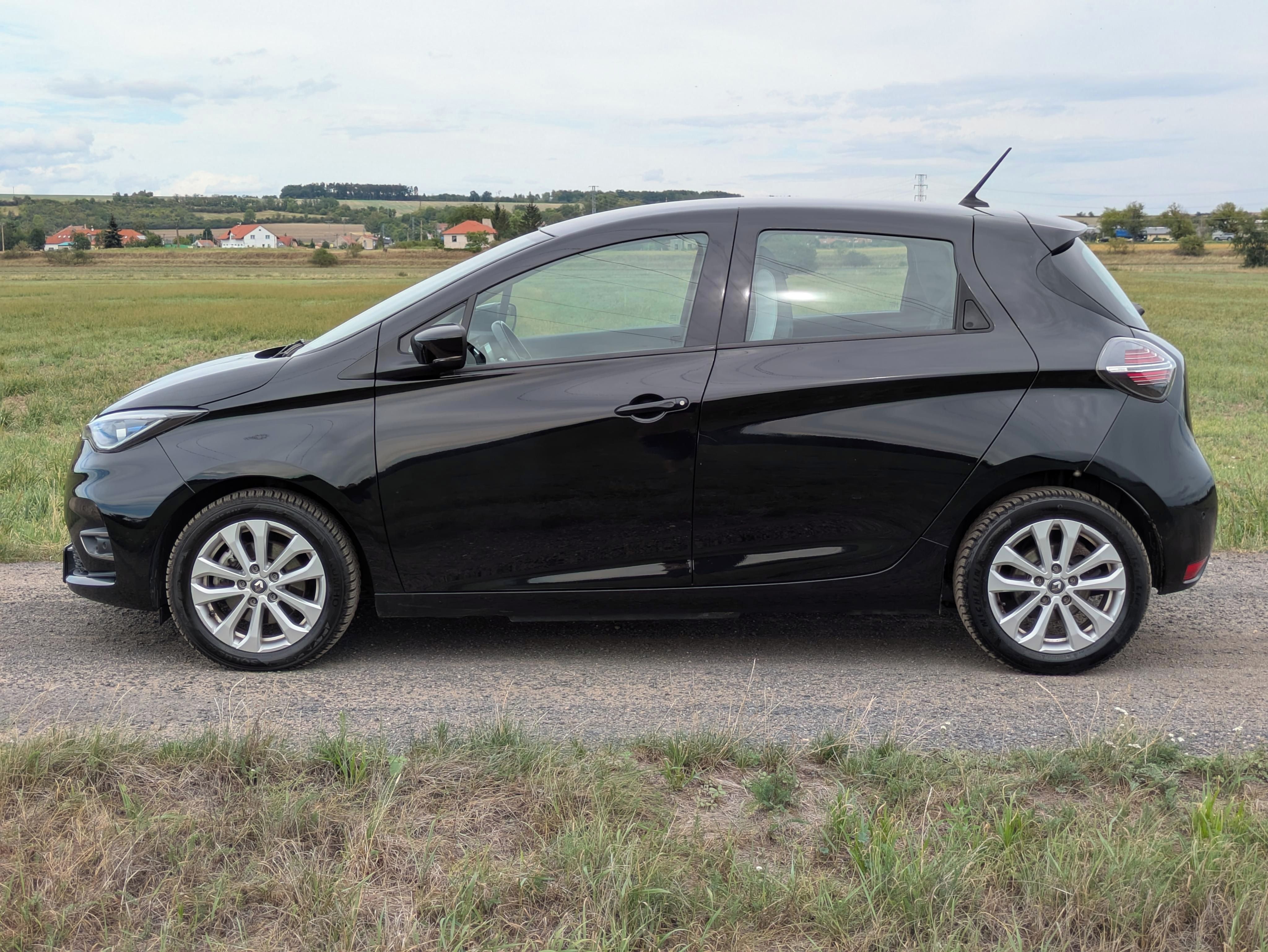 Renault ZOE, 52kWh ZÁRUKA VÝHŘEVY SOH 93.3% - fotka 4