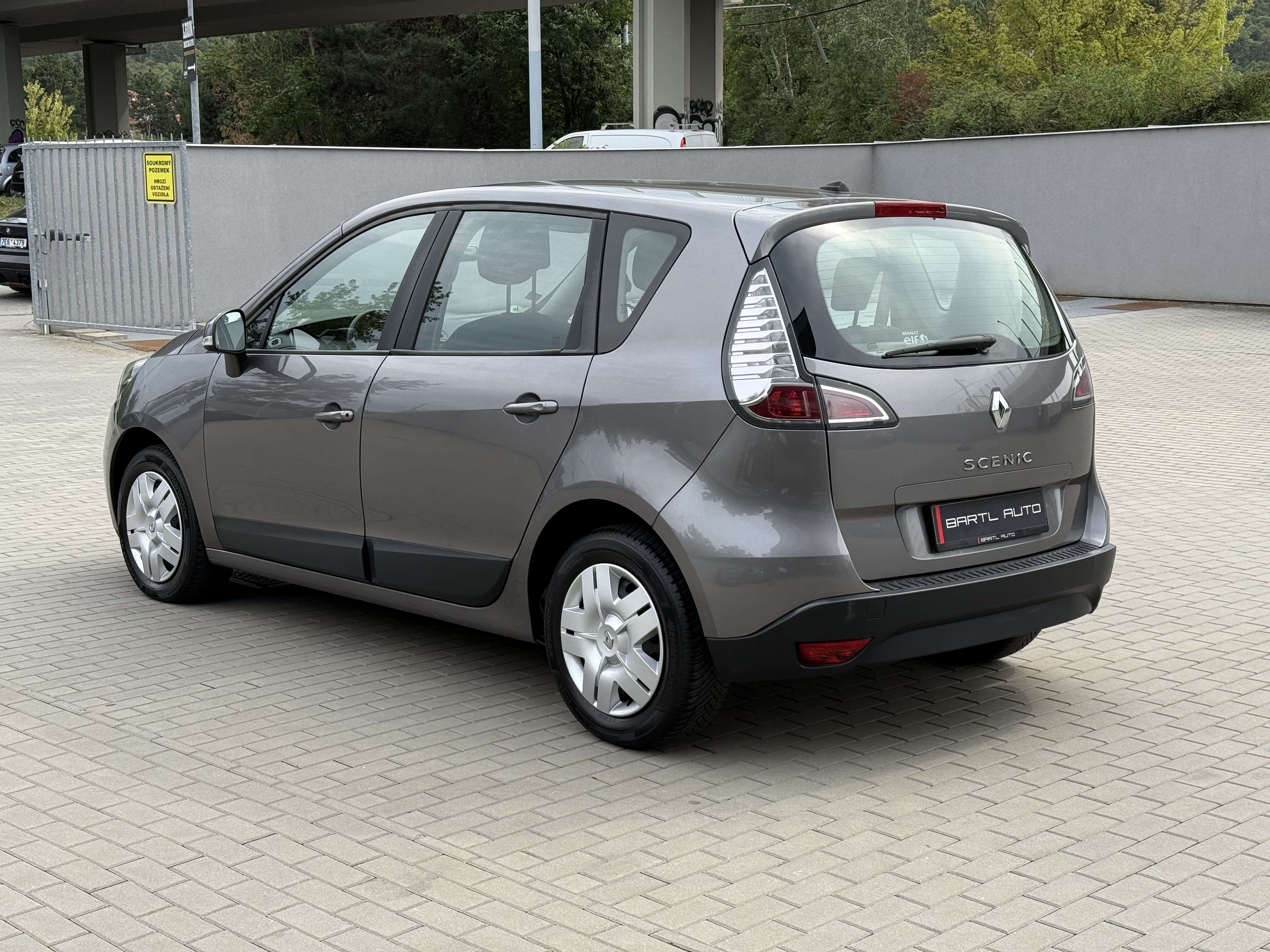 Renault Scénic, 1.6 16v 81kw TomTom editiom - fotka 3