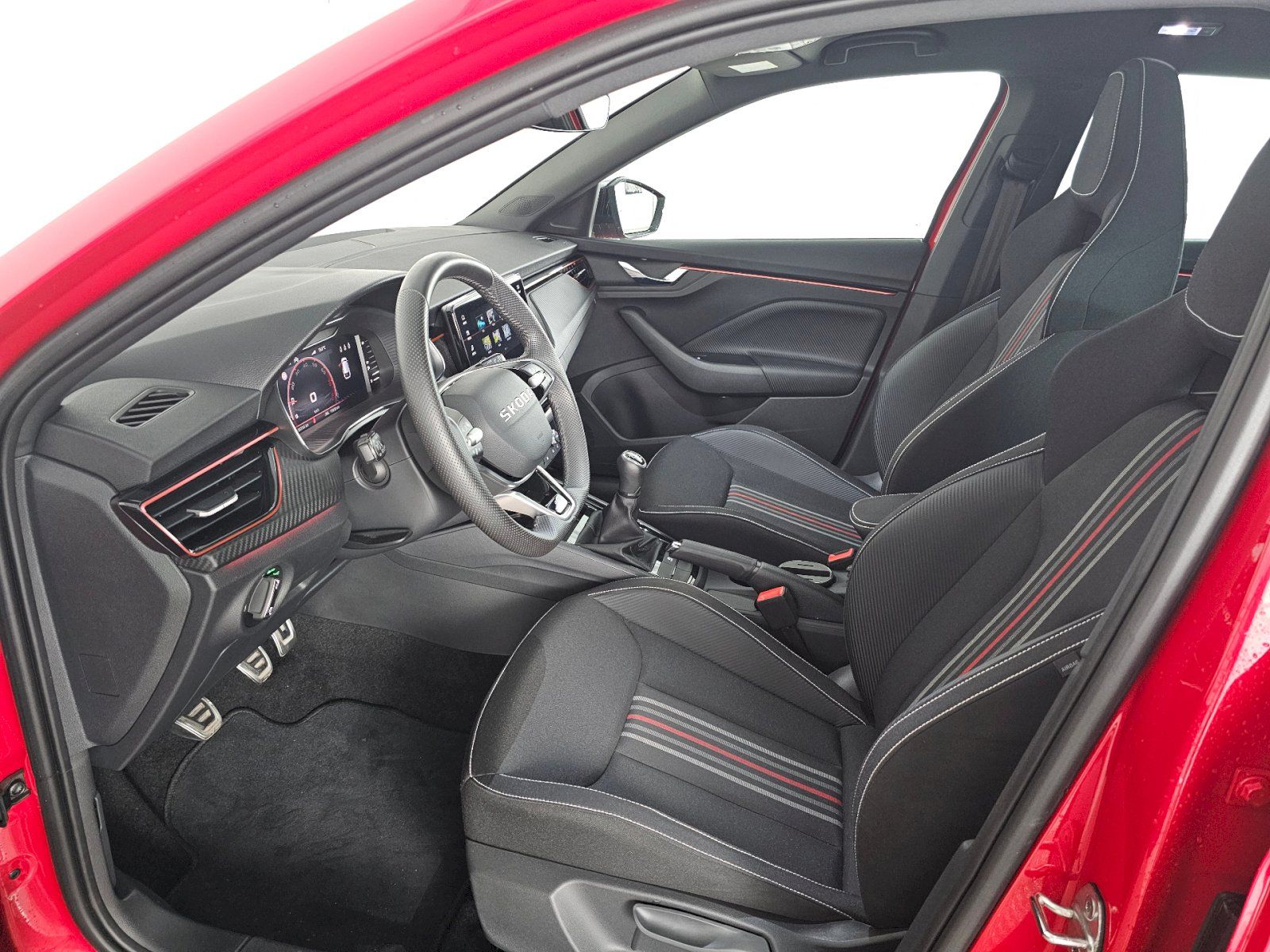 Škoda Scala, 1.0TSI 85kW Monte Carlo - fotka 6