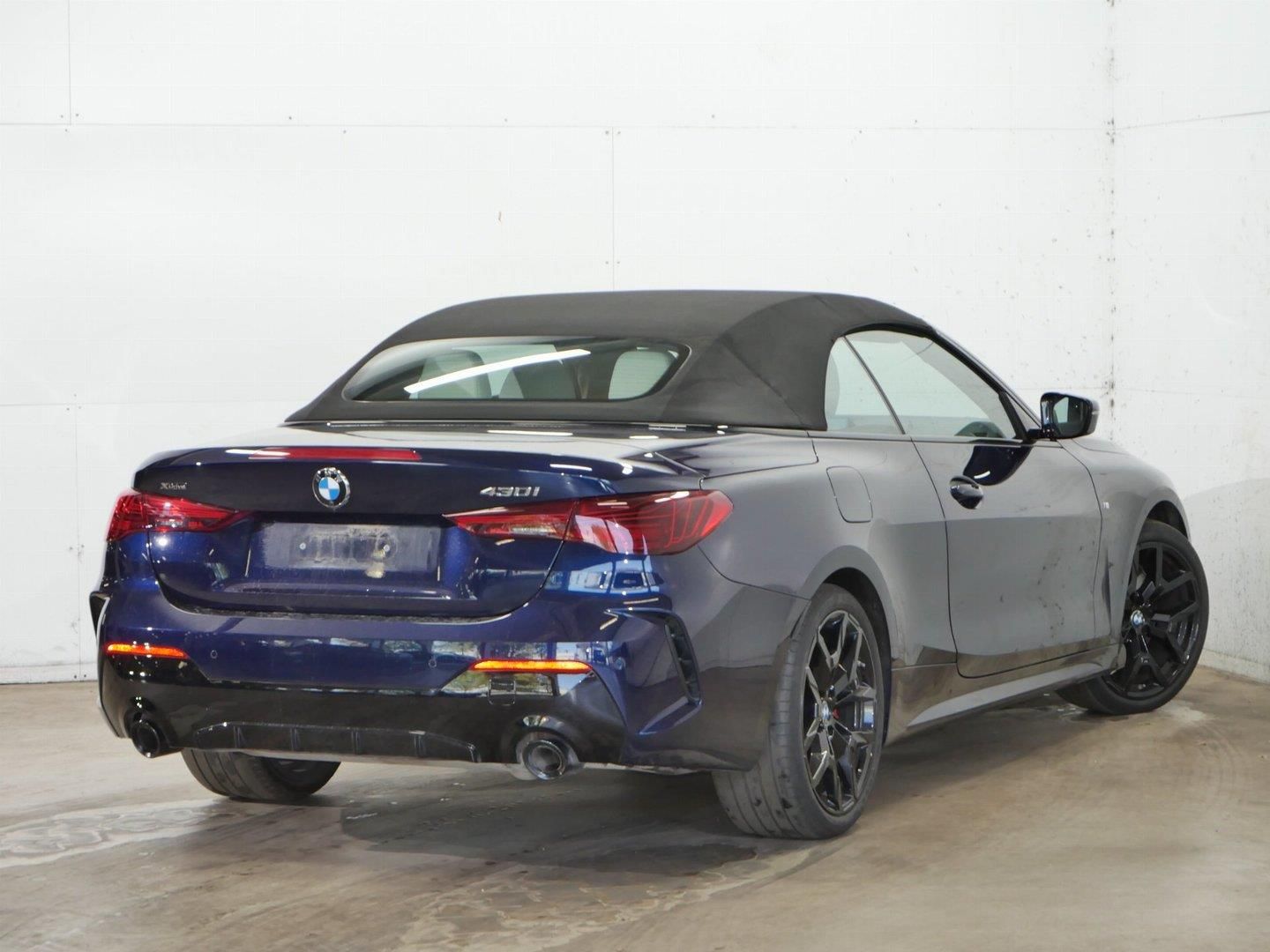 BMW Řada 4, 430i xDrive Cabrio M PRO - fotka 4