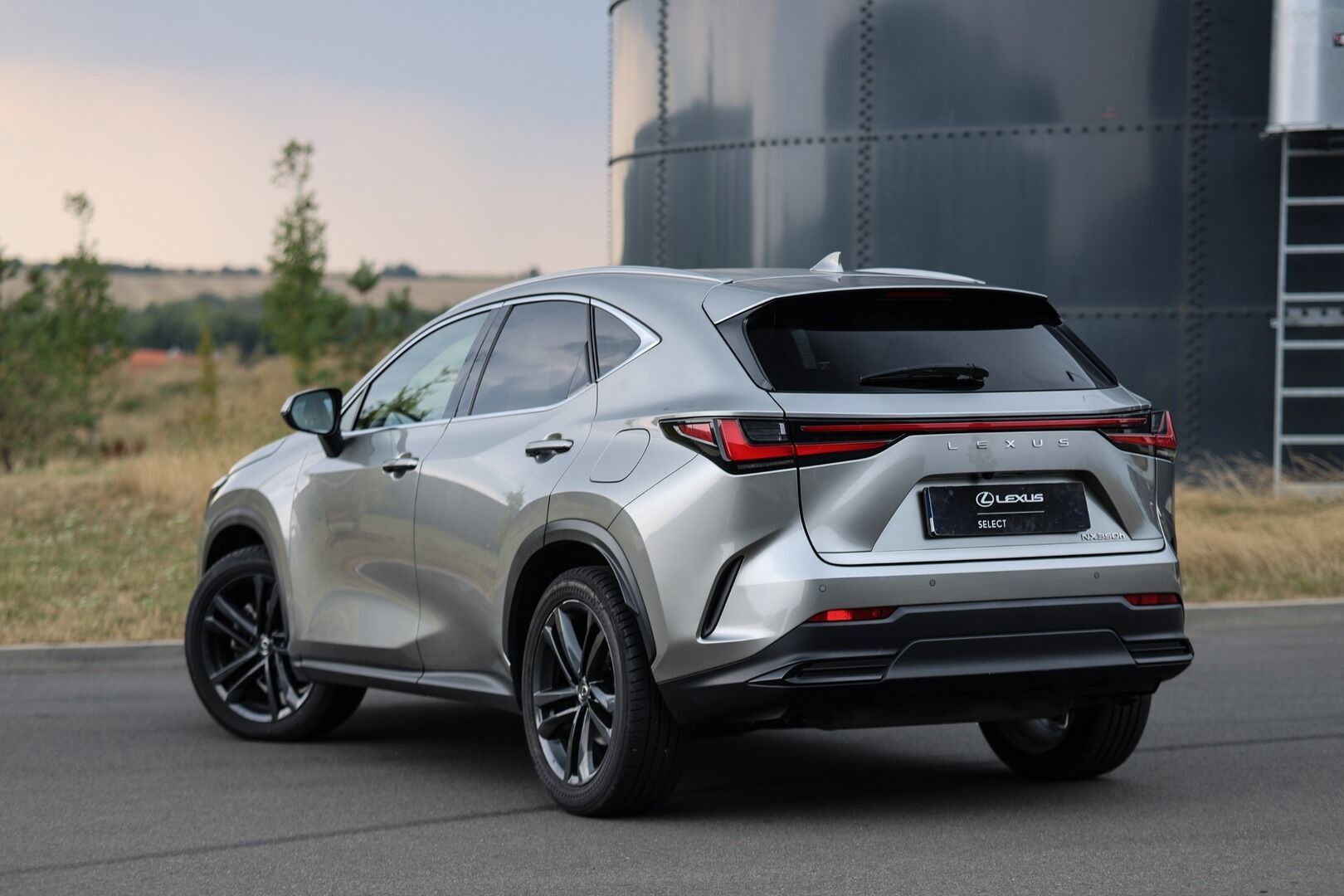Lexus NX 350h, 350H HEV PRESTIGE PLUS TECH - fotka 5