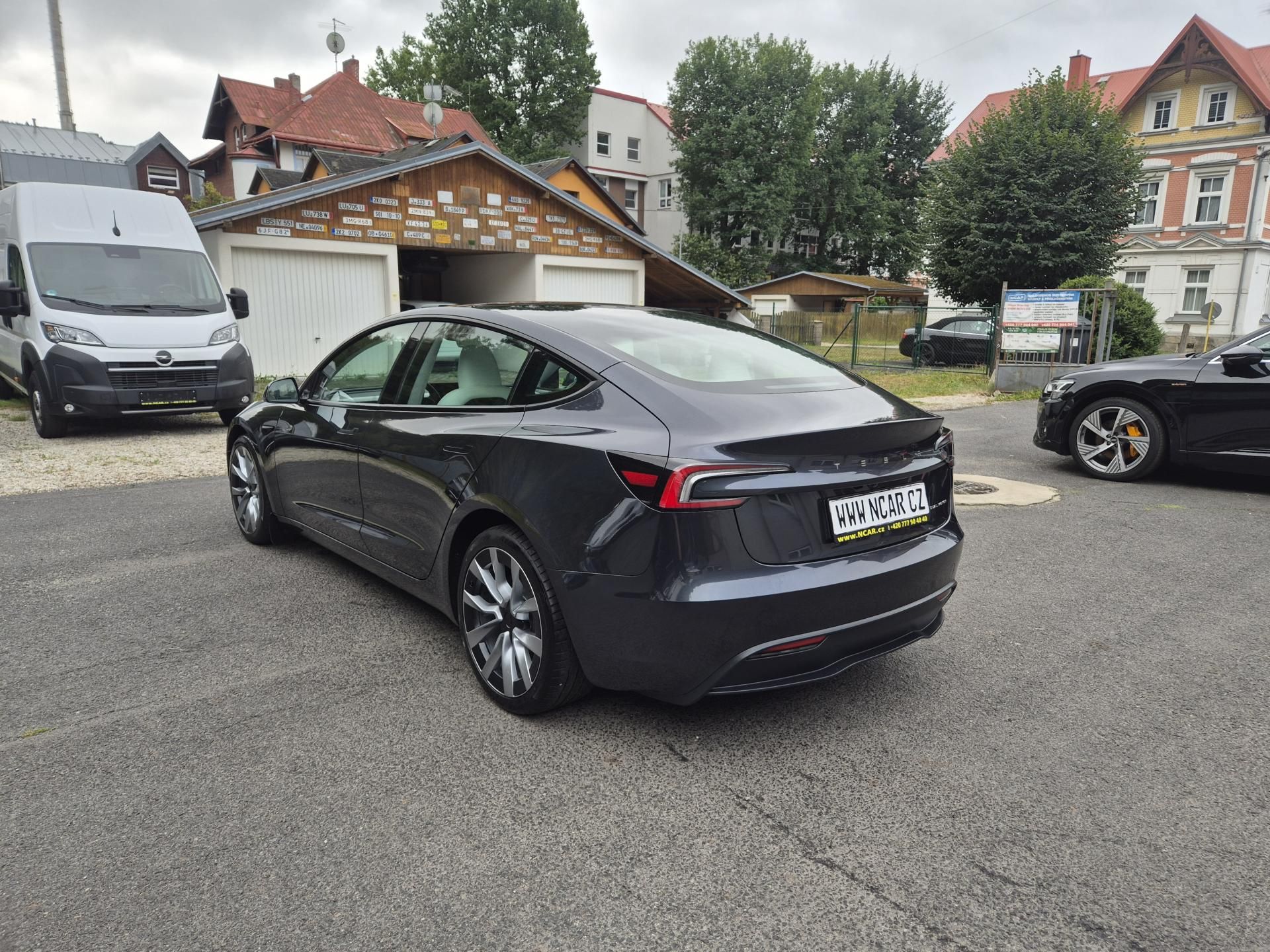Tesla Model 3, LONG RANGE DUAL MOTOR SOH 93,5 - fotka 4