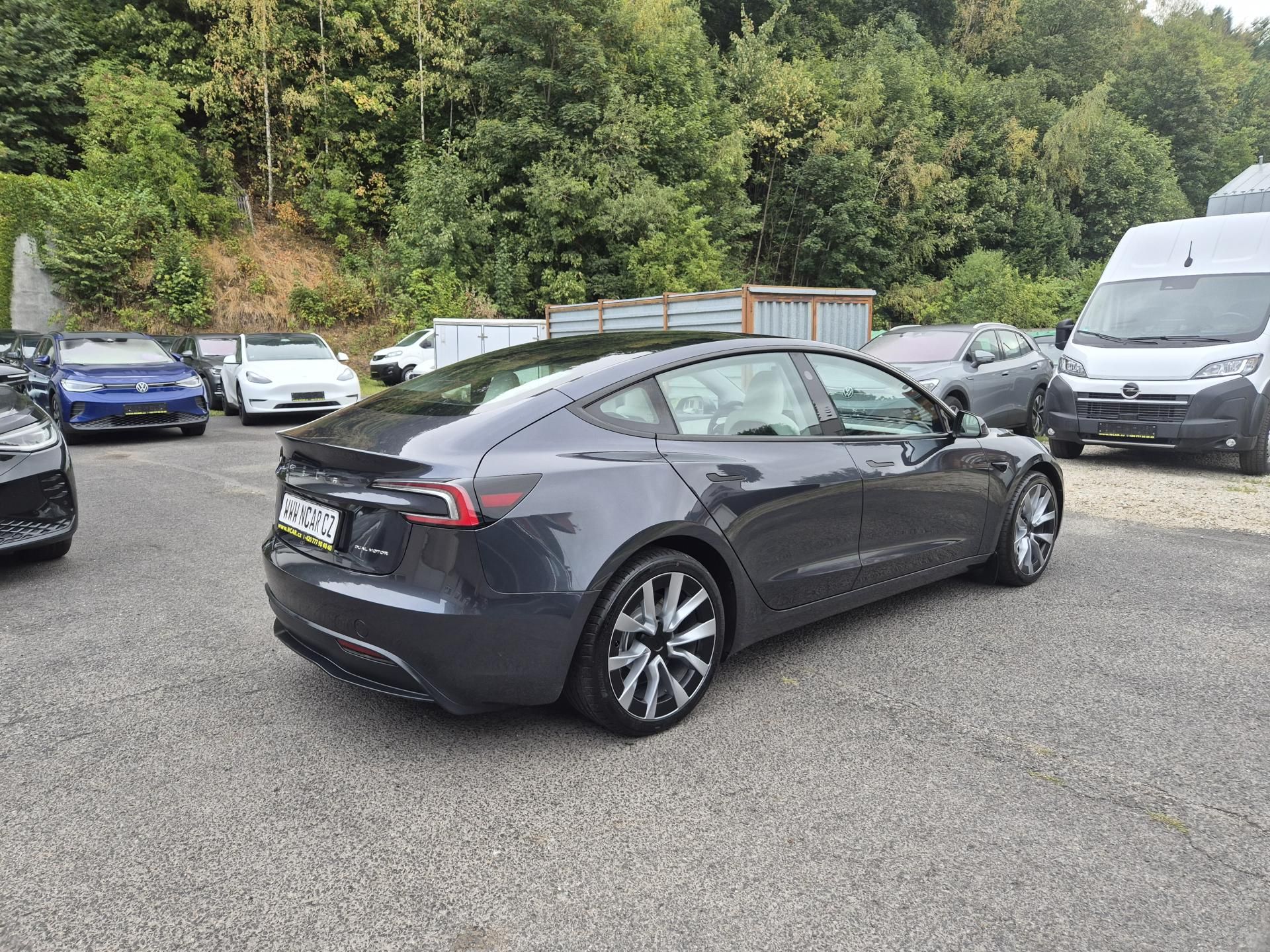 Tesla Model 3, LONG RANGE DUAL MOTOR SOH 93,5 - fotka 5