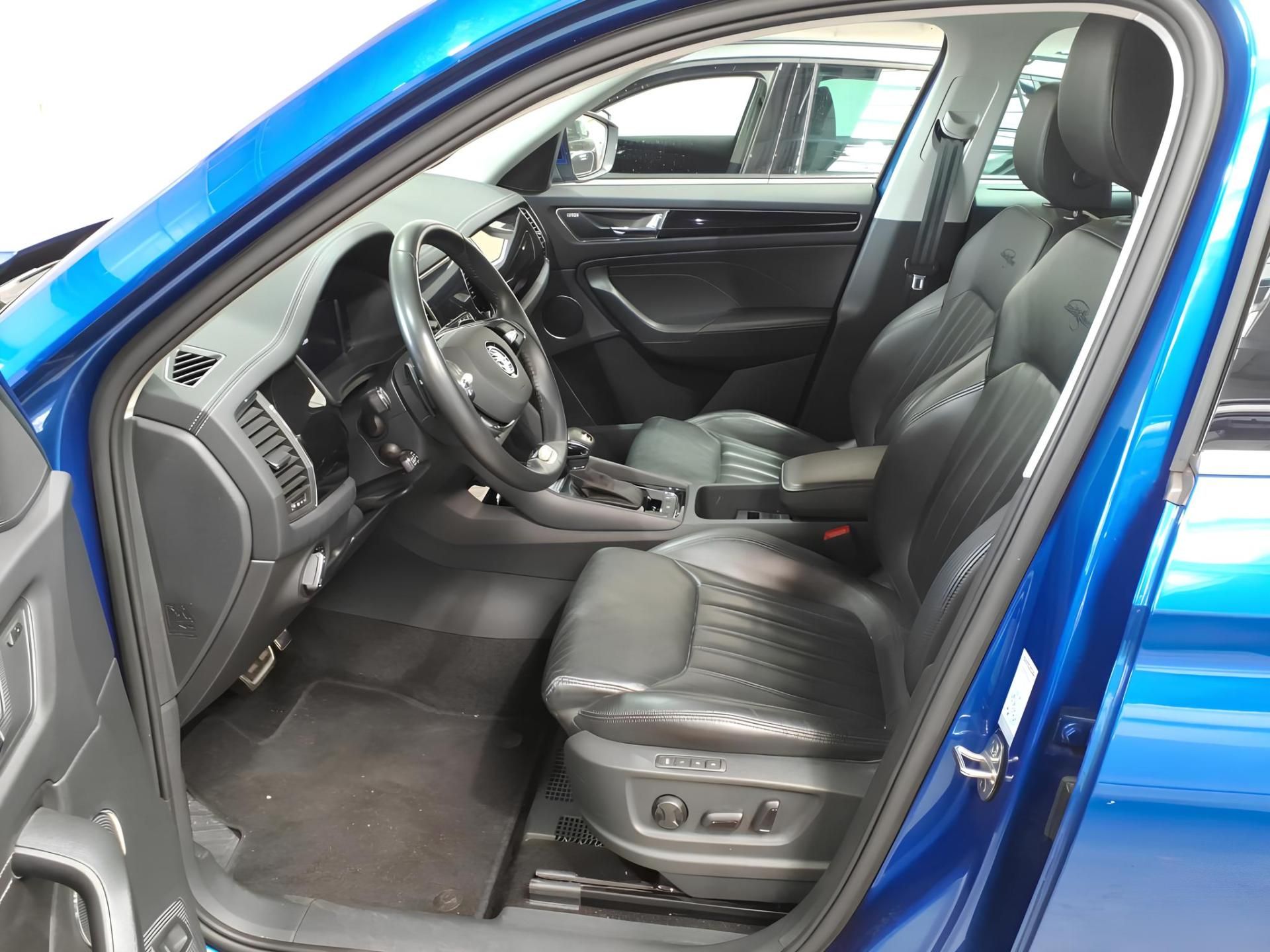 Škoda Kodiaq, 2.0TDI DSG 4x4 L&K DPH TZ - fotka 4