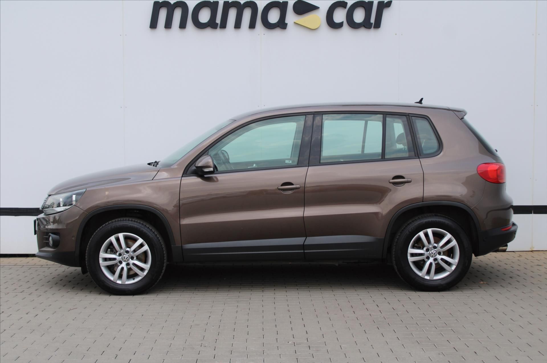 Volkswagen Tiguan, 1.4 TSI SERVISNÍ KNIHA ČR - fotka 4
