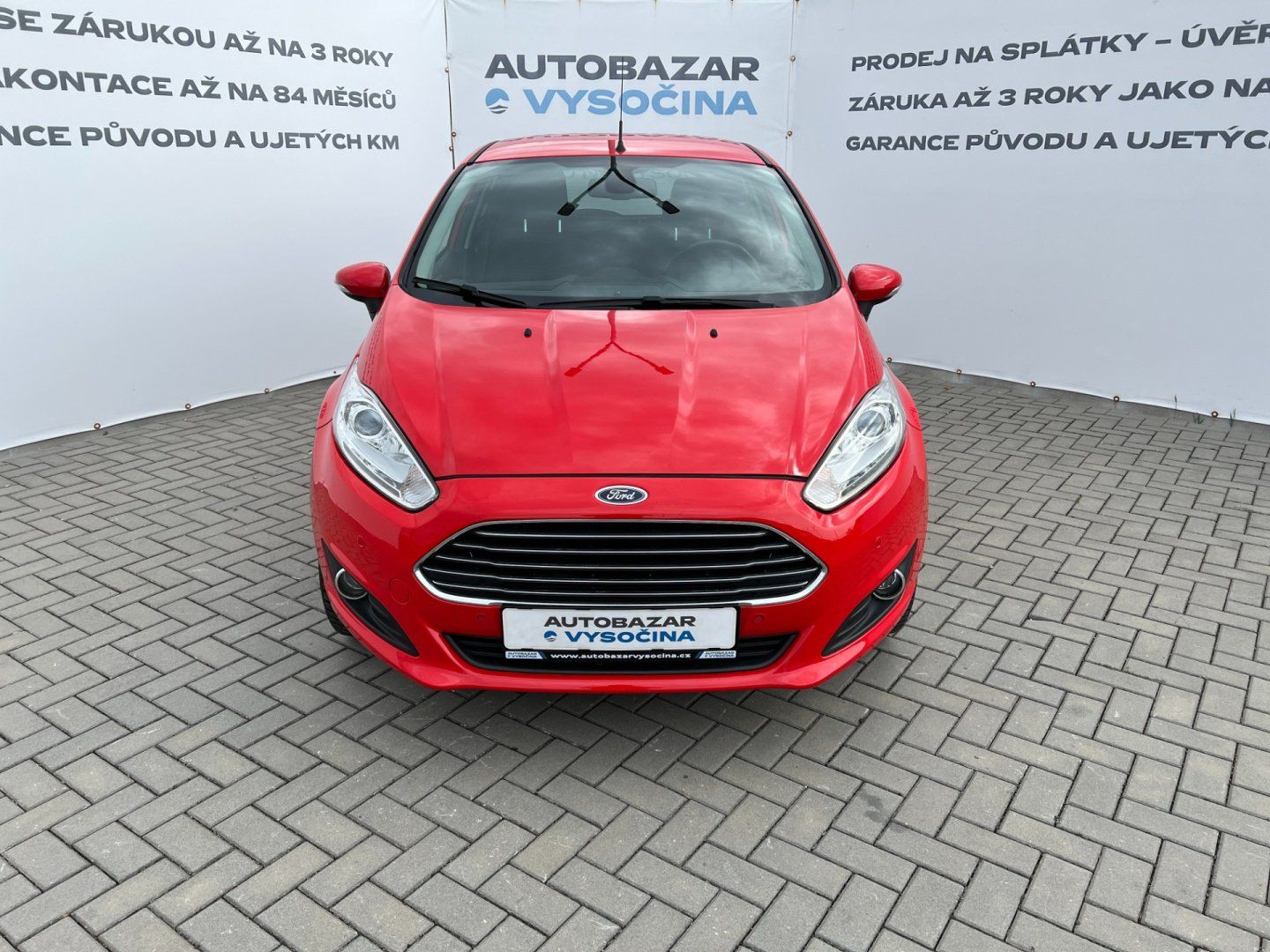 Ford Fiesta, 1.0i 74kW Titanium! Tažné! - fotka 2
