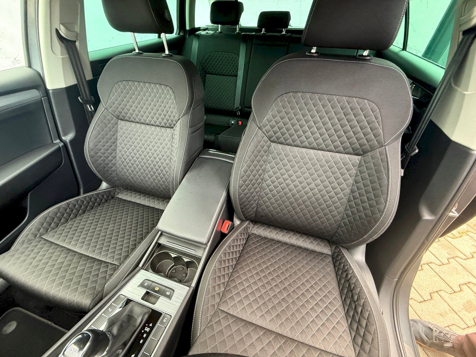 Škoda Superb, 1.5TSI 110kW/150PS DSG AMB - fotka 6