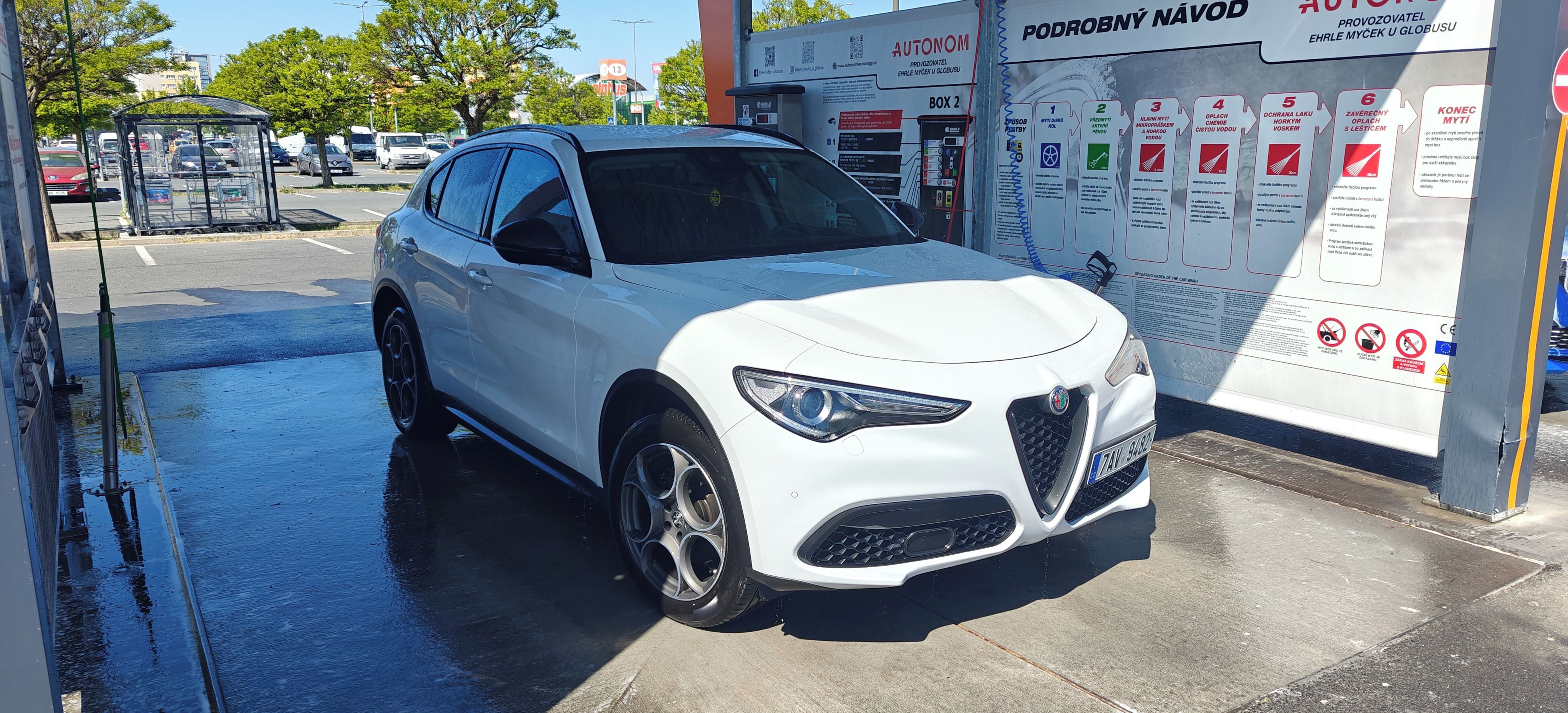 Alfa Romeo Stelvio, 2.0 Turbo 206 kW • ČR • 2. maj - fotka 2