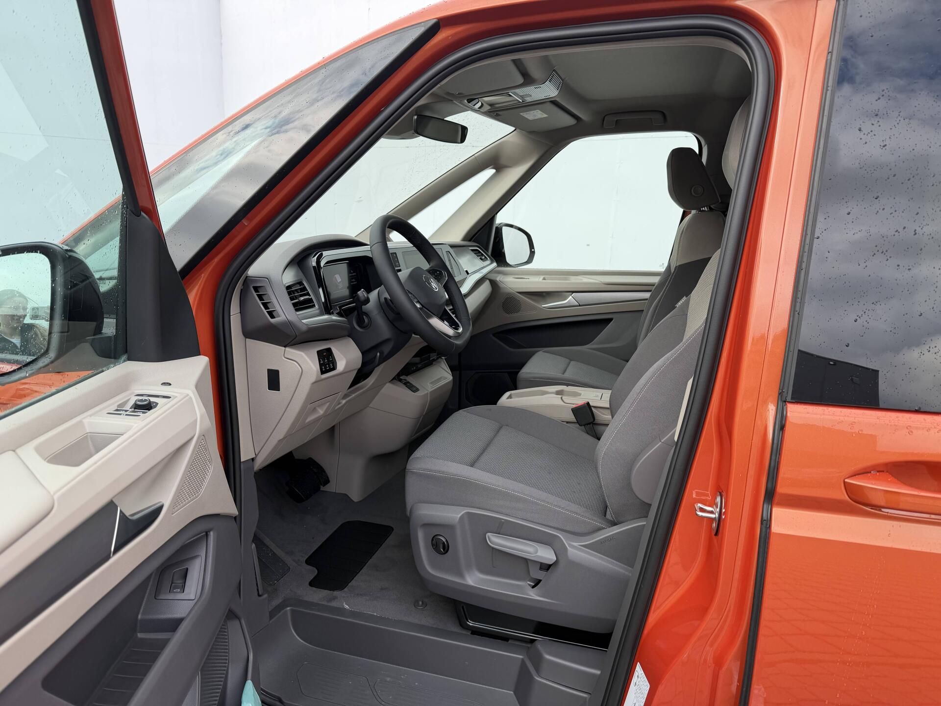 Volkswagen Multivan, Long Life 7DSG 2,0 TDI - fotka 5