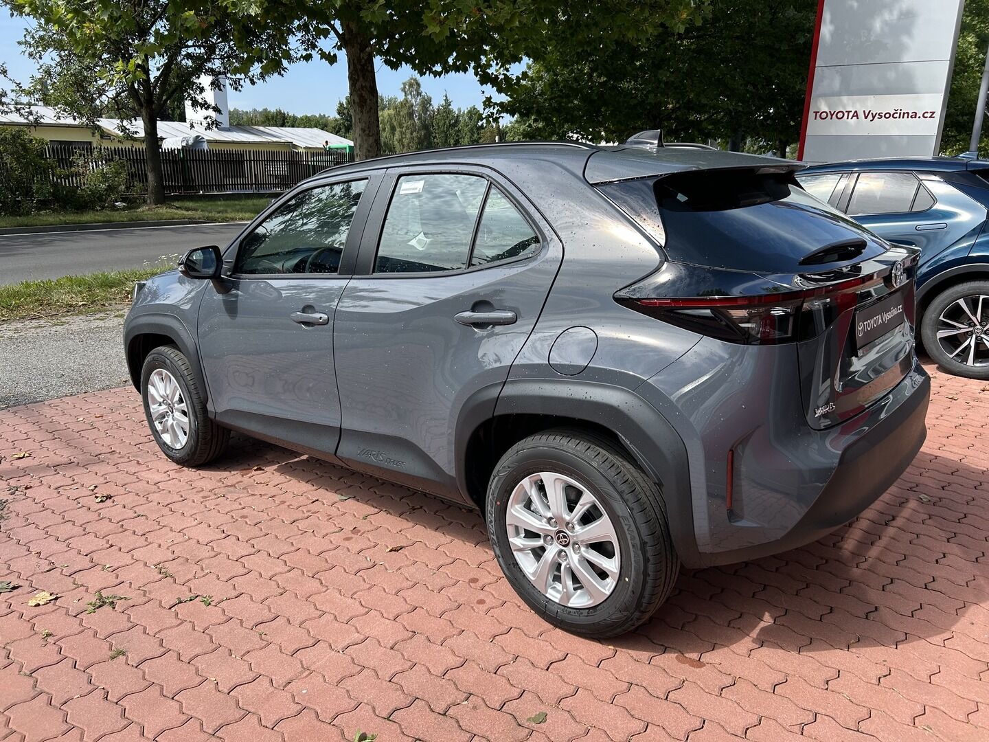 Toyota Yaris Cross, MC26 1,5  hybrid 130 koní - - fotka 4