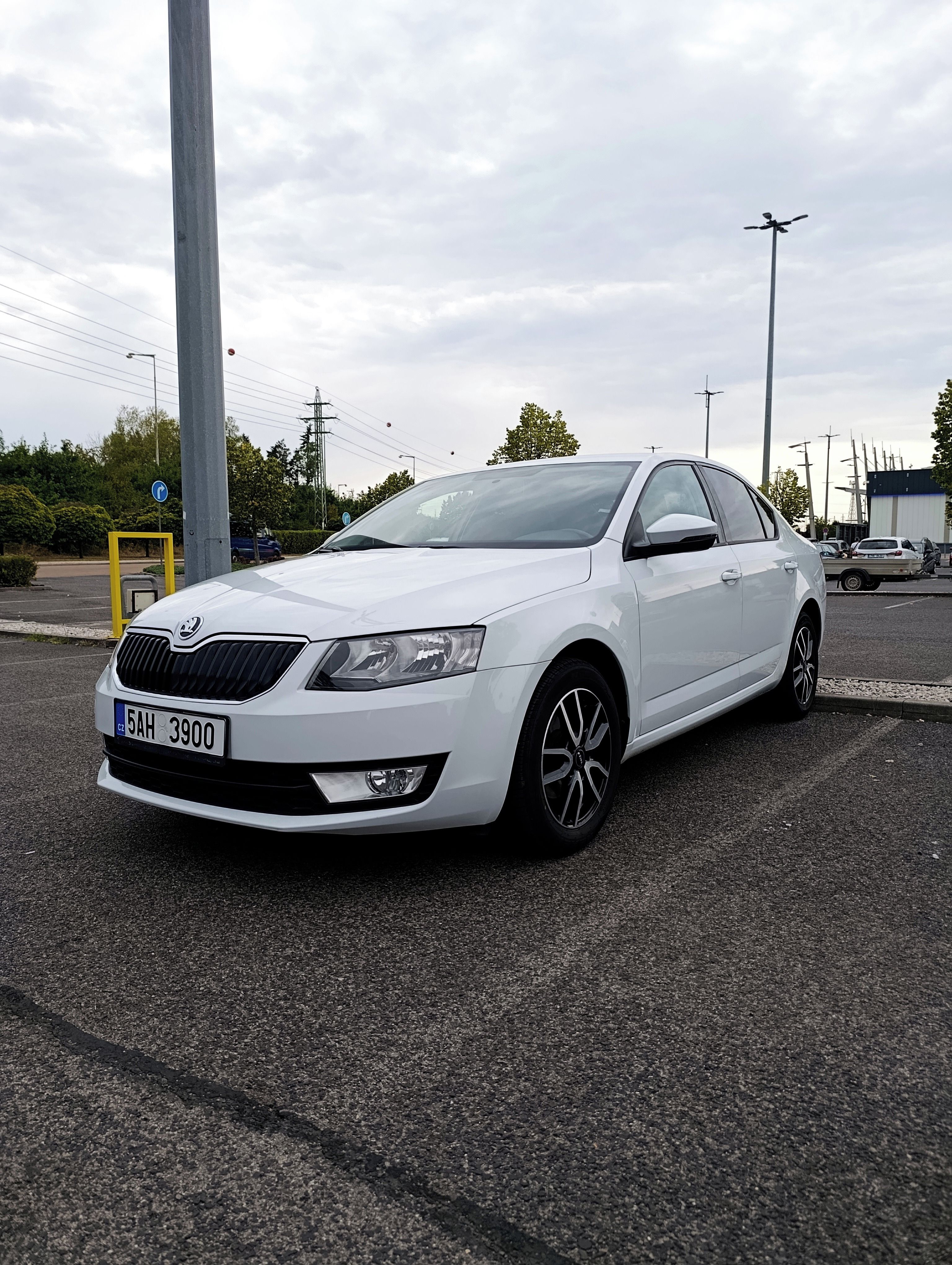 Škoda Octavia, 2016, 122 000 km, 1,2 TSI 81kW - fotka 2