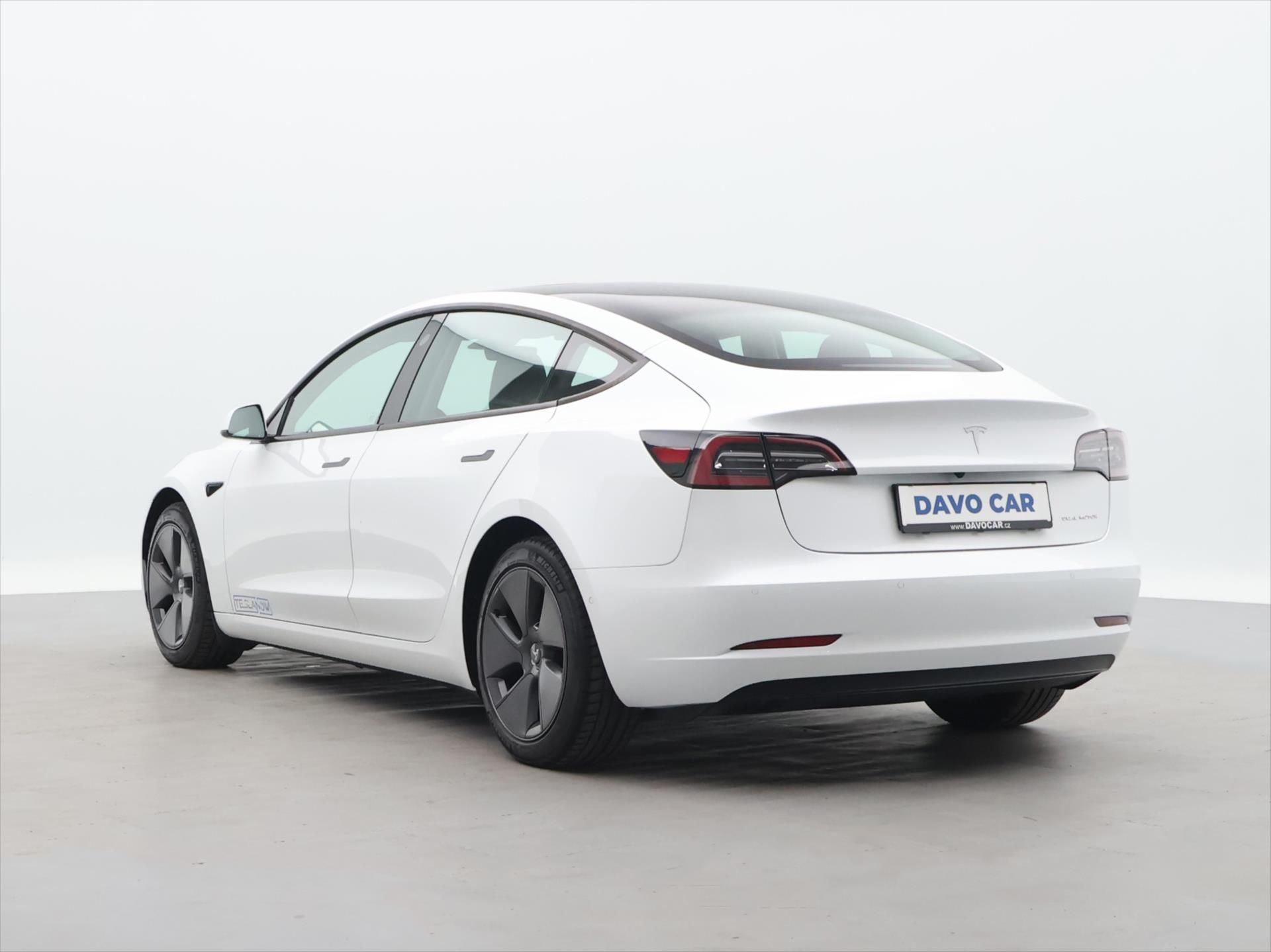 Tesla Model 3, Long Range 79kWh AWD sOH 93,3% - fotka 5