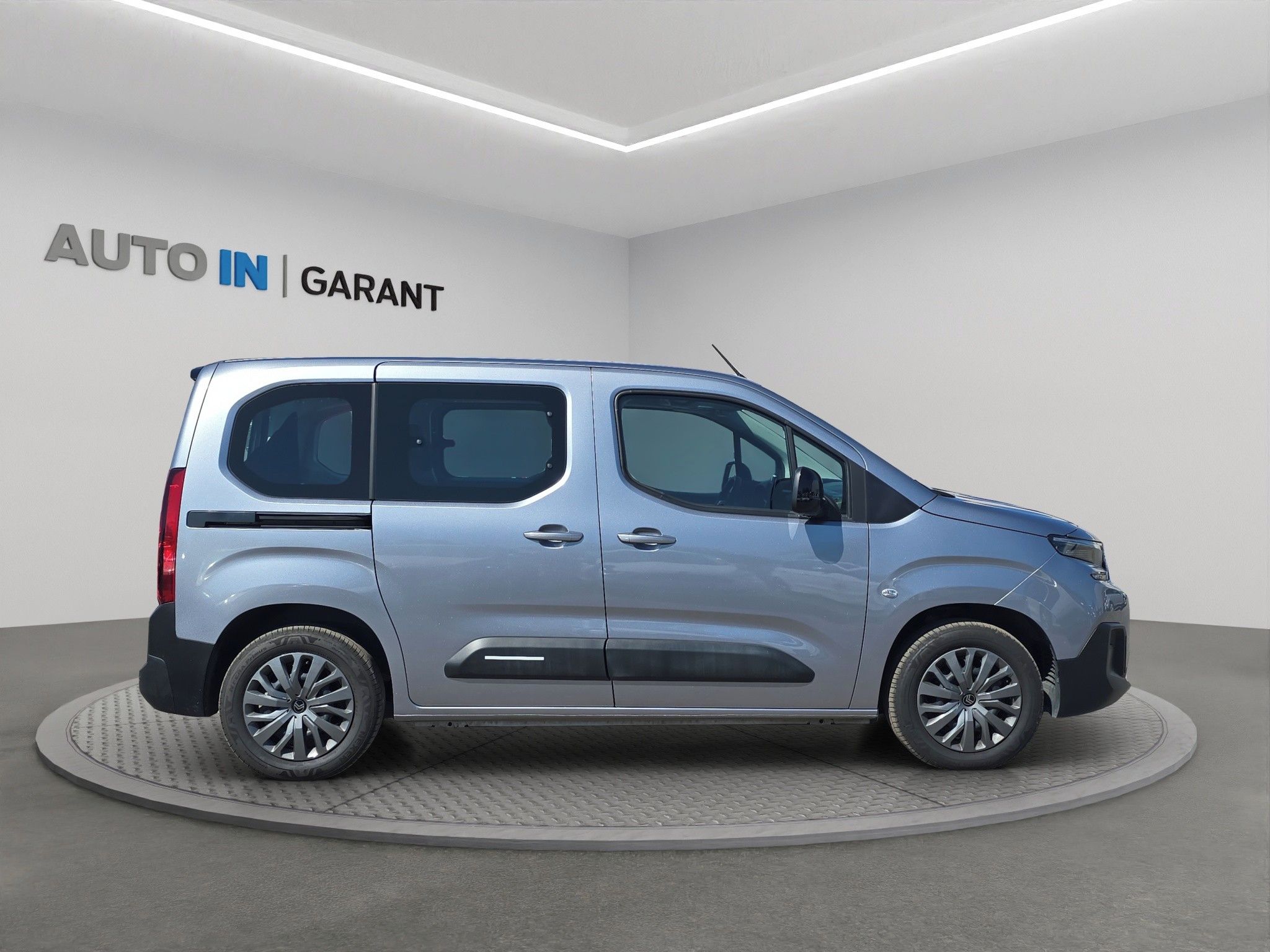 Citroën Berlingo, Plus 1.5 BlueHDi 75kw, ČR, Ser - fotka 4