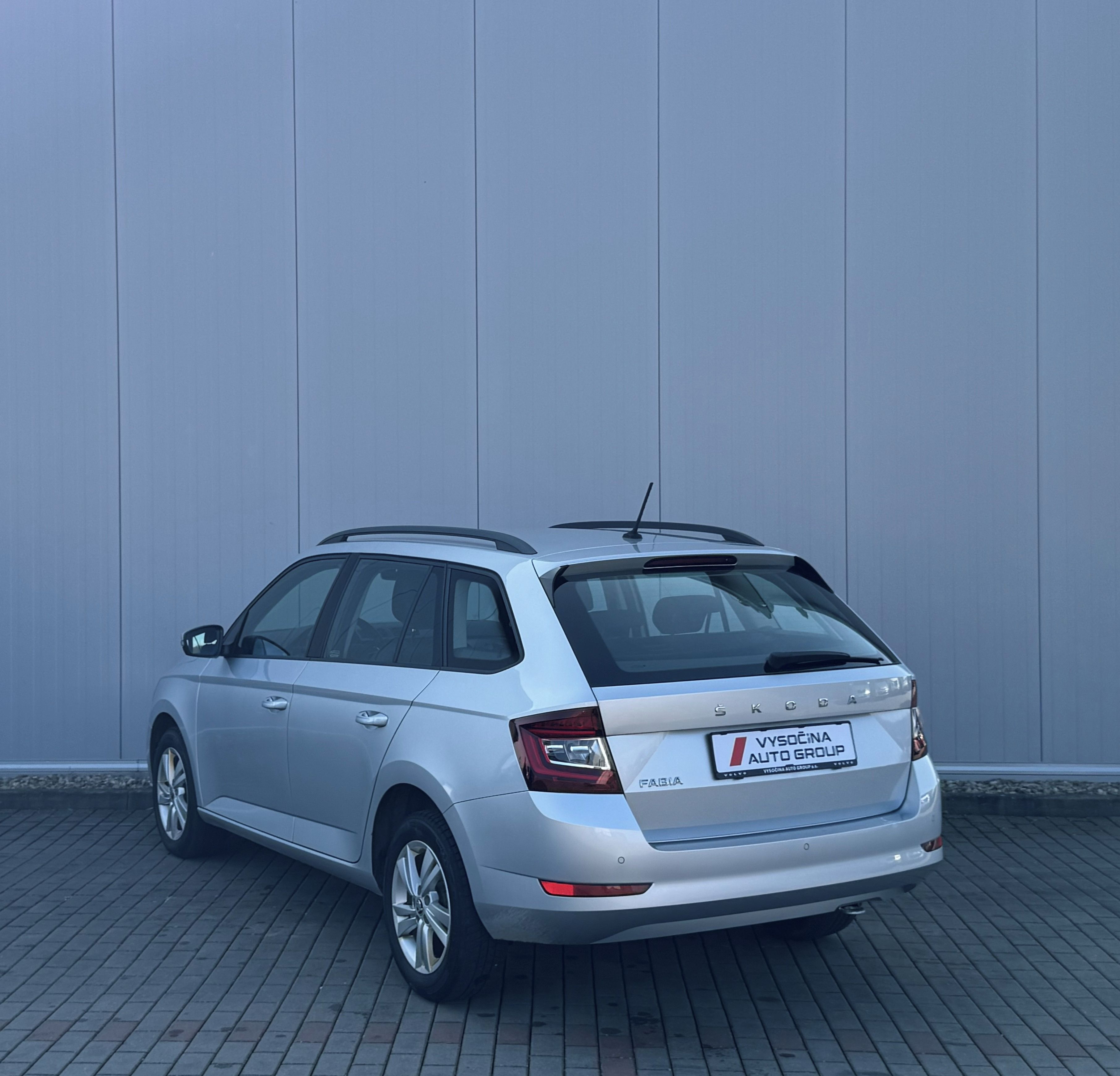 Škoda Fabia, 1.0 81kW M6 STYLE, TAŽNÉ - fotka 2