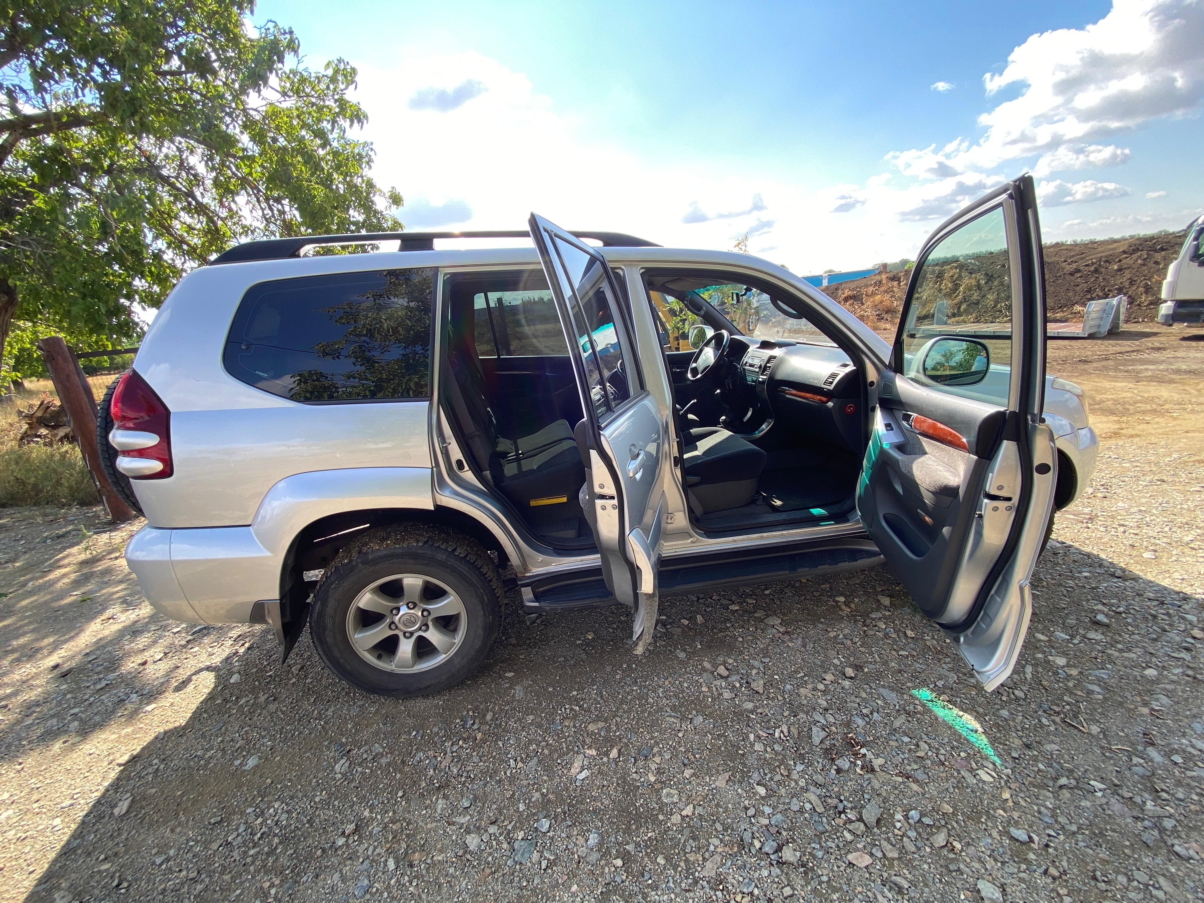 Toyota Land Cruiser, Toyota Land Cruiser 120 3.0 D4 - fotka 6