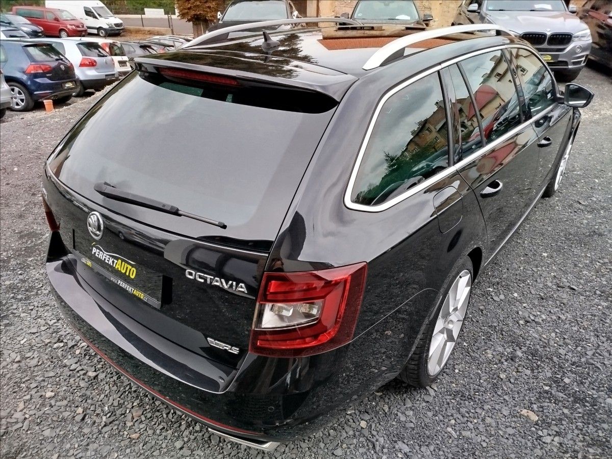 Škoda Octavia, 2,0 TDi 135 kW RS, DSG, KAMERA - fotka 6