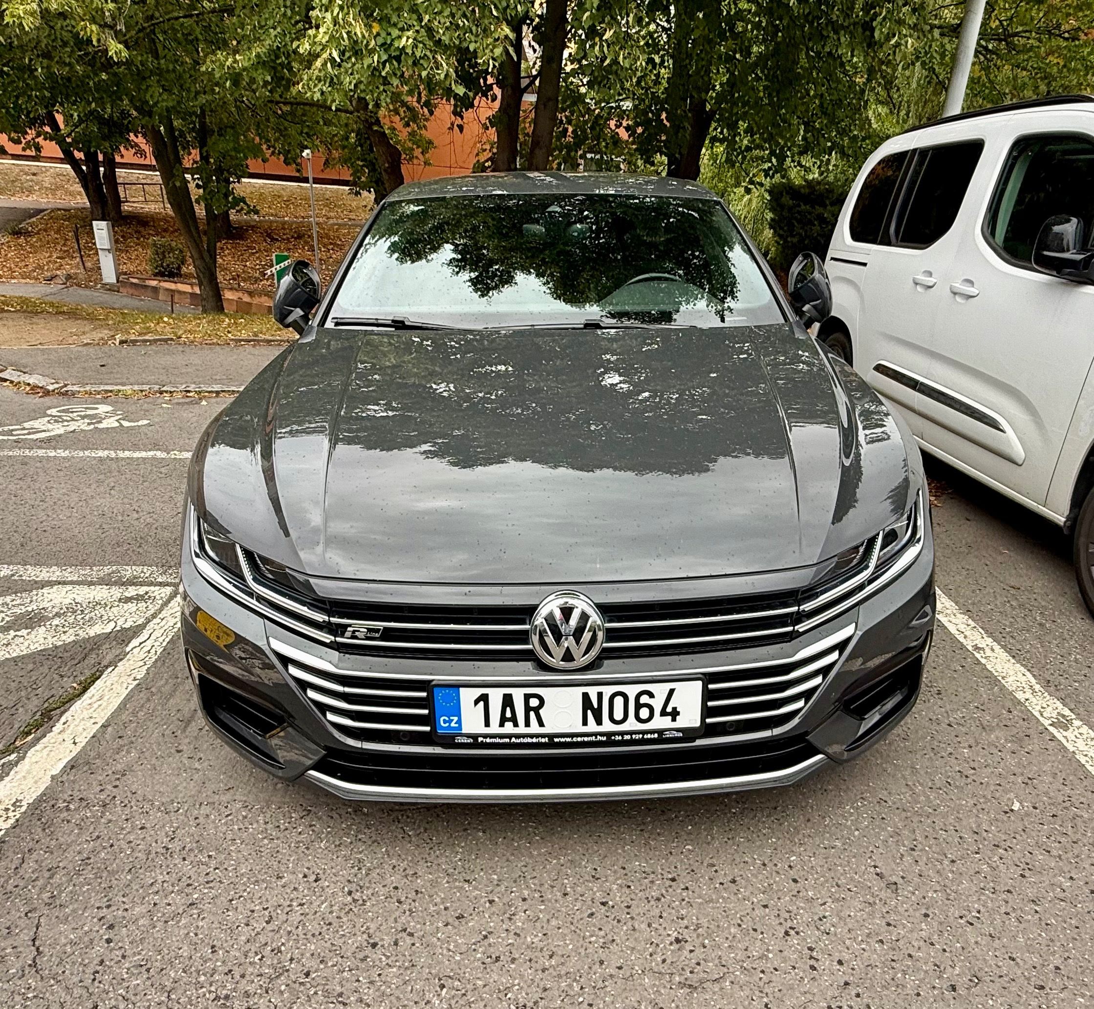 Volkswagen Arteon, 2.0 TSI DSG R-Line 140 kW - fotka 2